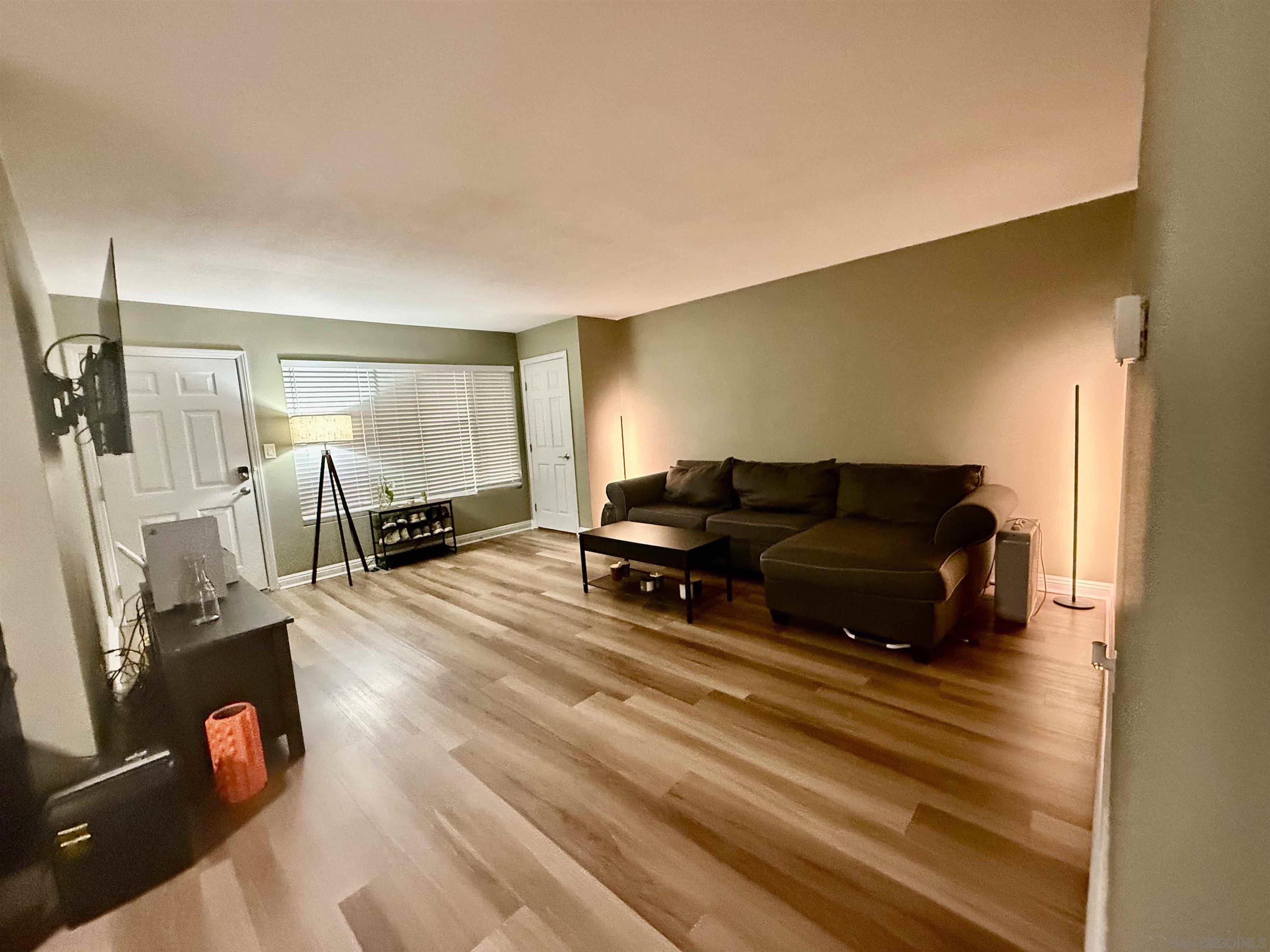 Detail Gallery Image 6 of 21 For 5511  Adelaide Ave  #21,  San Diego,  CA 92115 - 2 Beds | 1 Baths