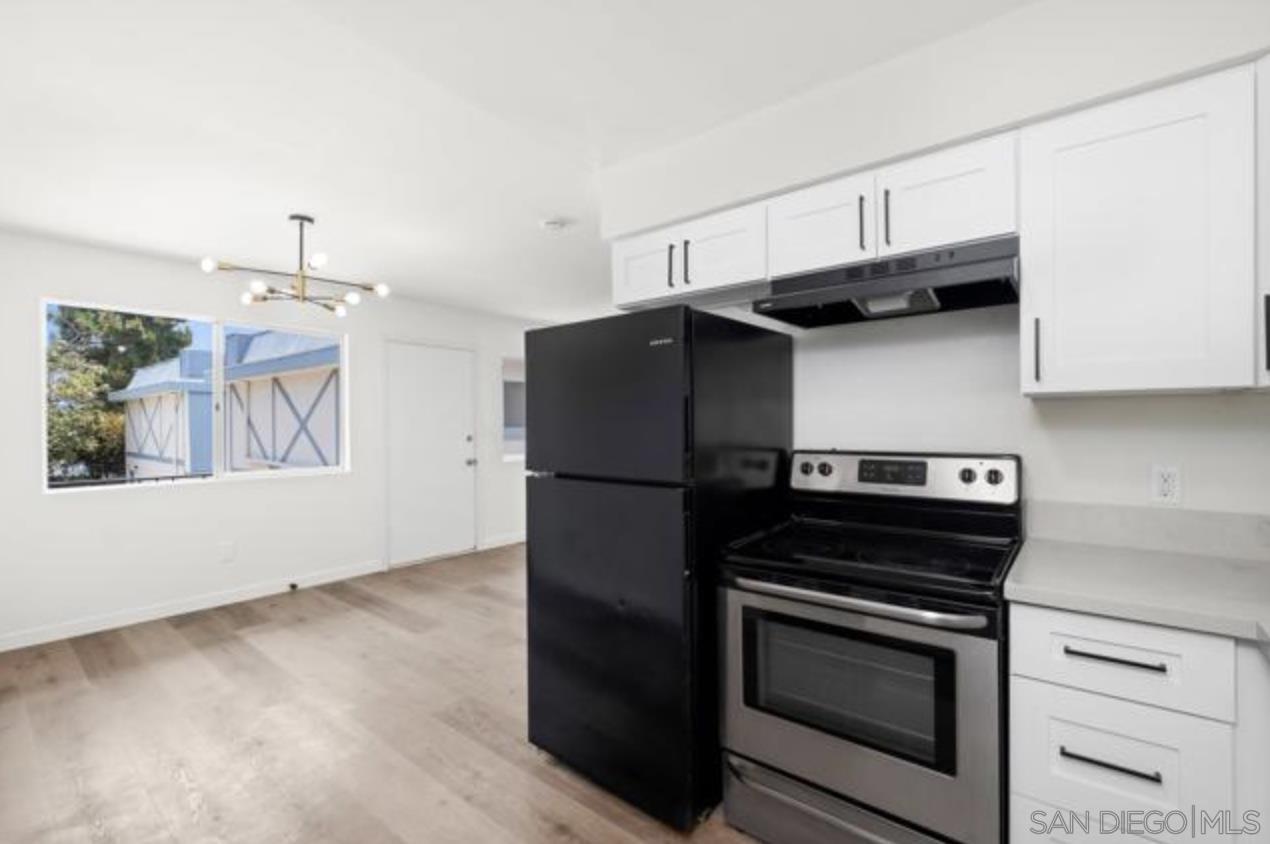 Detail Gallery Image 6 of 20 For 471  Fourth Ave Apt I, Chula Vista,  CA 91910 - 3 Beds | 2 Baths