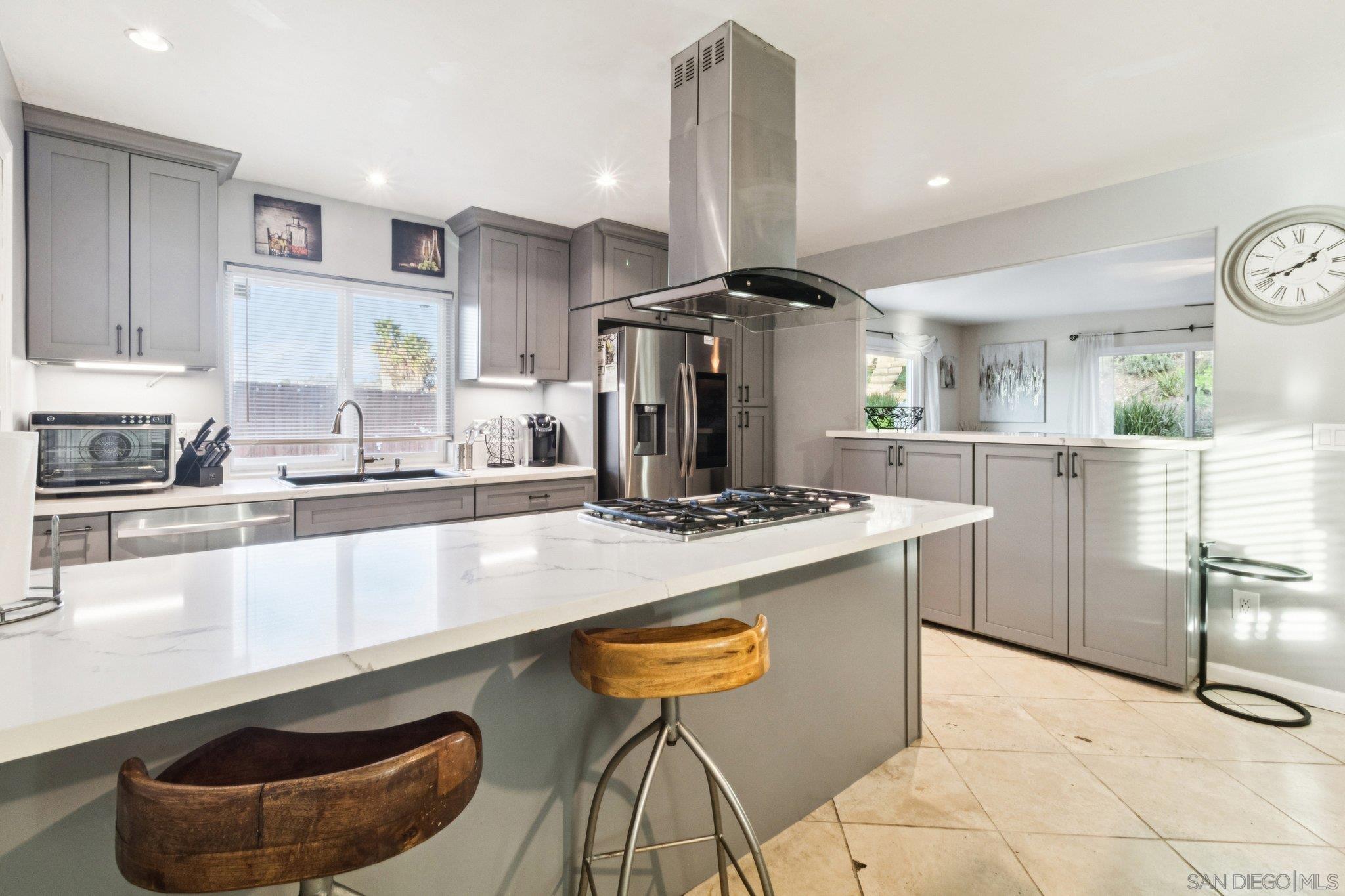 Detail Gallery Image 14 of 32 For 3365 S Bonita St, Spring Valley,  CA 91977 - 3 Beds | 2 Baths