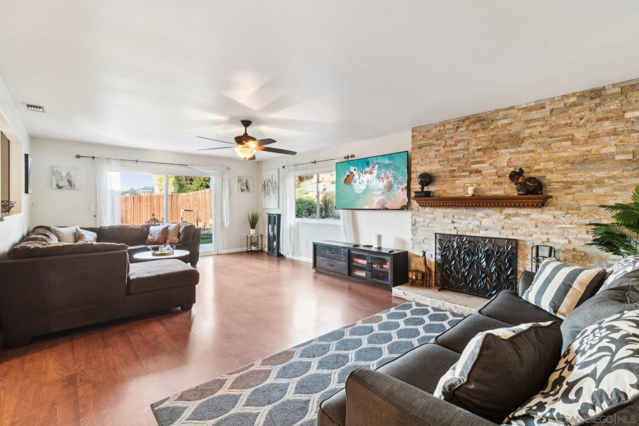 Detail Gallery Image 9 of 32 For 3365 S Bonita St, Spring Valley,  CA 91977 - 3 Beds | 2 Baths