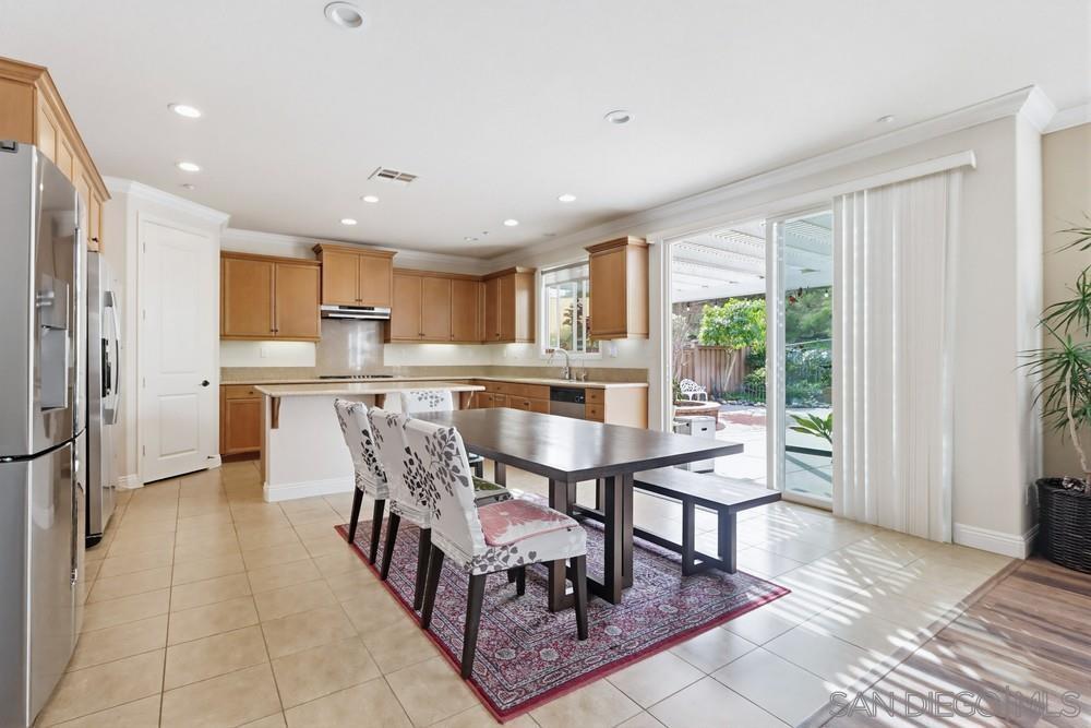 Detail Gallery Image 11 of 38 For 7730  Britt Pl, Santee,  CA 92071 - 5 Beds | 3 Baths