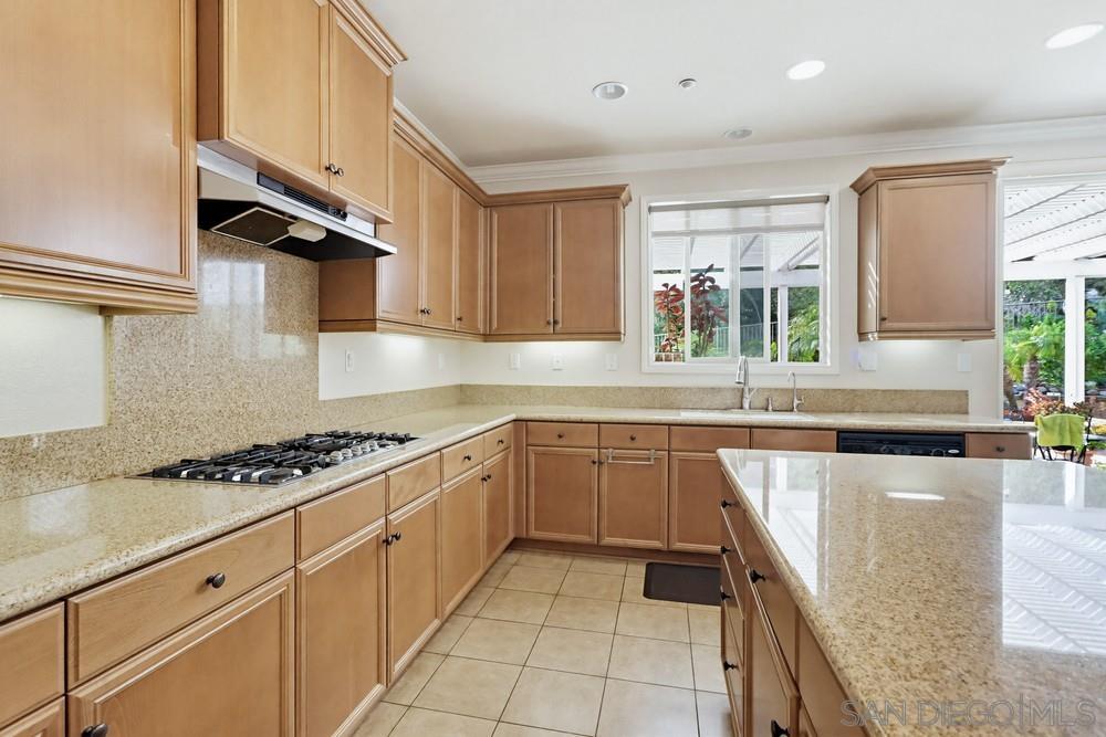 Detail Gallery Image 14 of 38 For 7730  Britt Pl, Santee,  CA 92071 - 5 Beds | 3 Baths