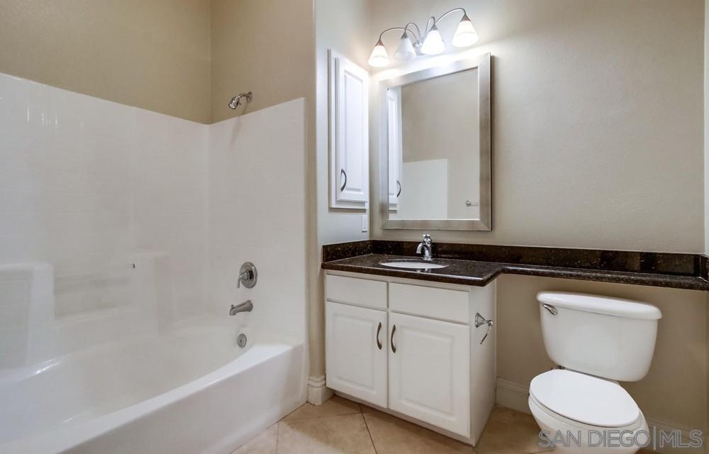 Detail Gallery Image 9 of 19 For 12368  Carmel Country Rd  304, San Diego,  CA 92130 - 1 Beds | 1 Baths