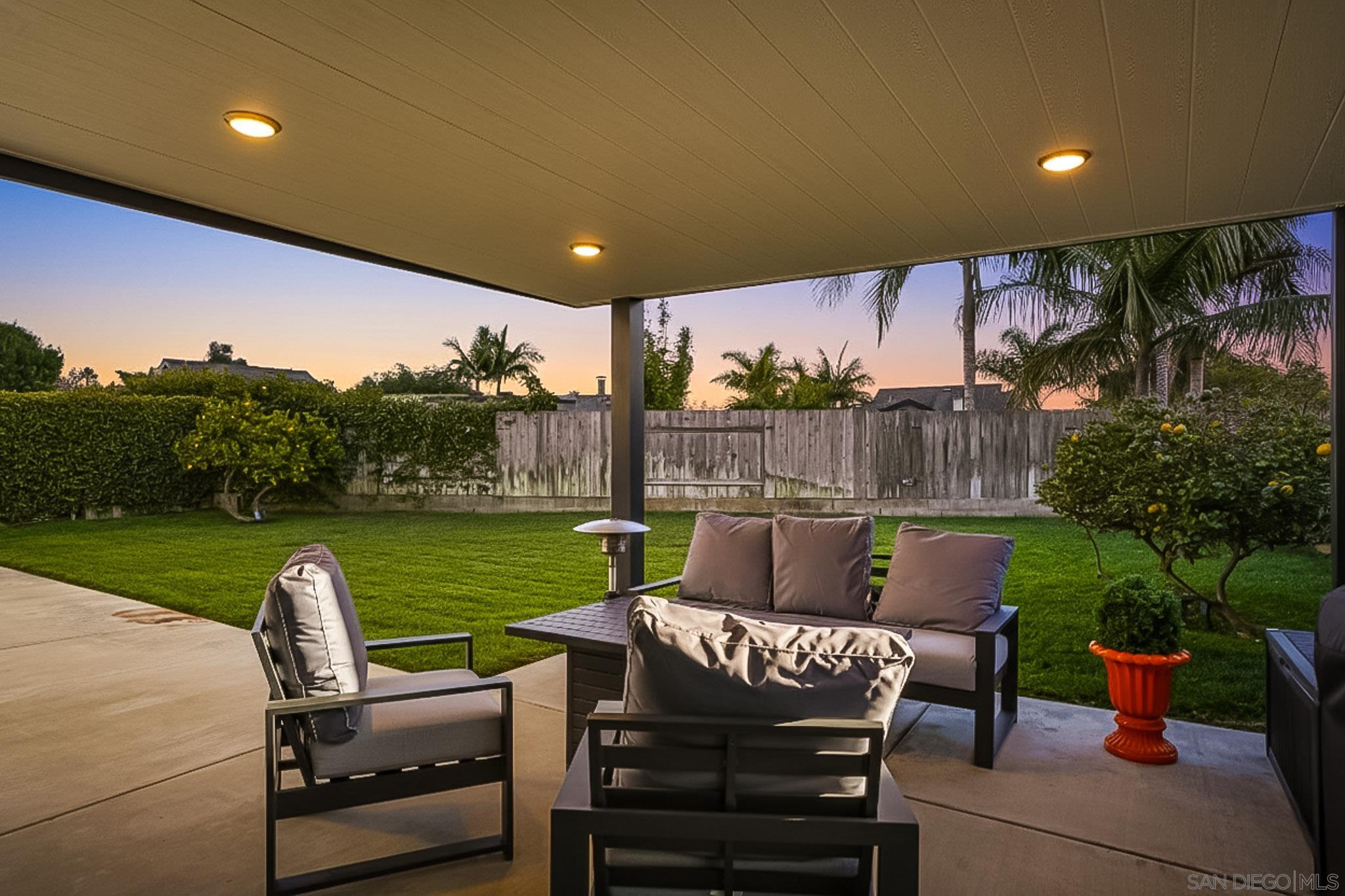 Detail Gallery Image 13 of 37 For 1517  Shields Ave, Encinitas,  CA 92024 - 4 Beds | 2 Baths