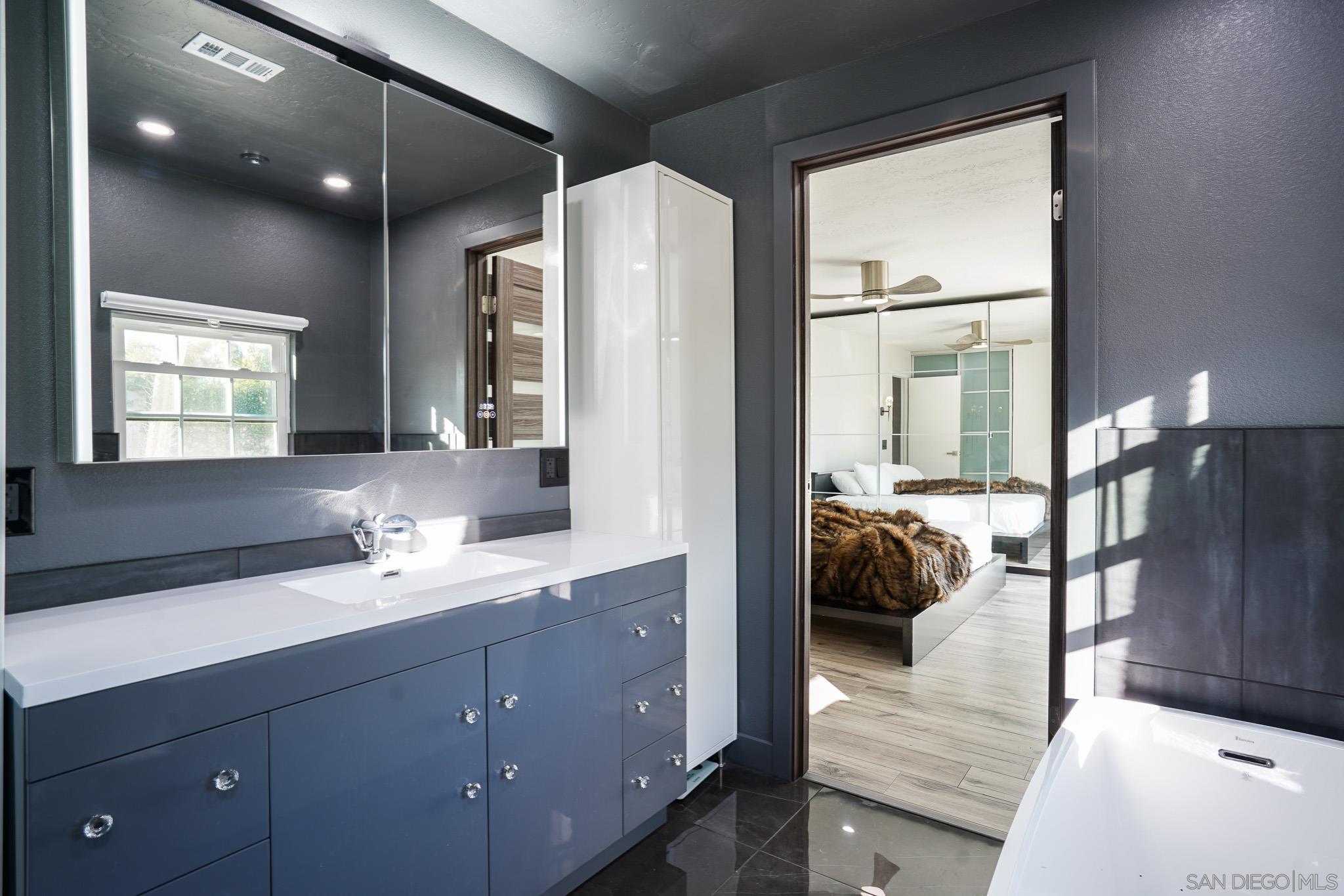 Detail Gallery Image 21 of 37 For 1517  Shields Ave, Encinitas,  CA 92024 - 4 Beds | 2 Baths