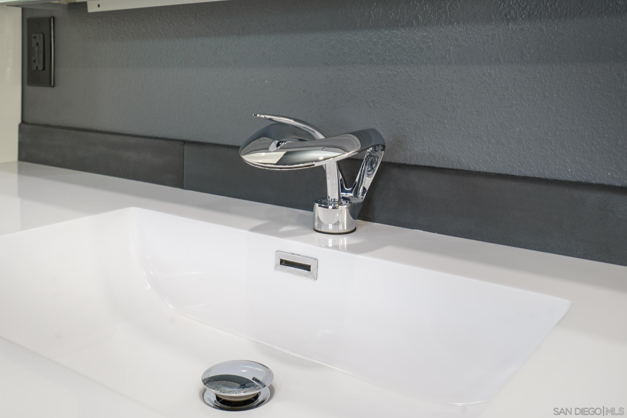 Detail Gallery Image 22 of 37 For 1517  Shields Ave, Encinitas,  CA 92024 - 4 Beds | 2 Baths