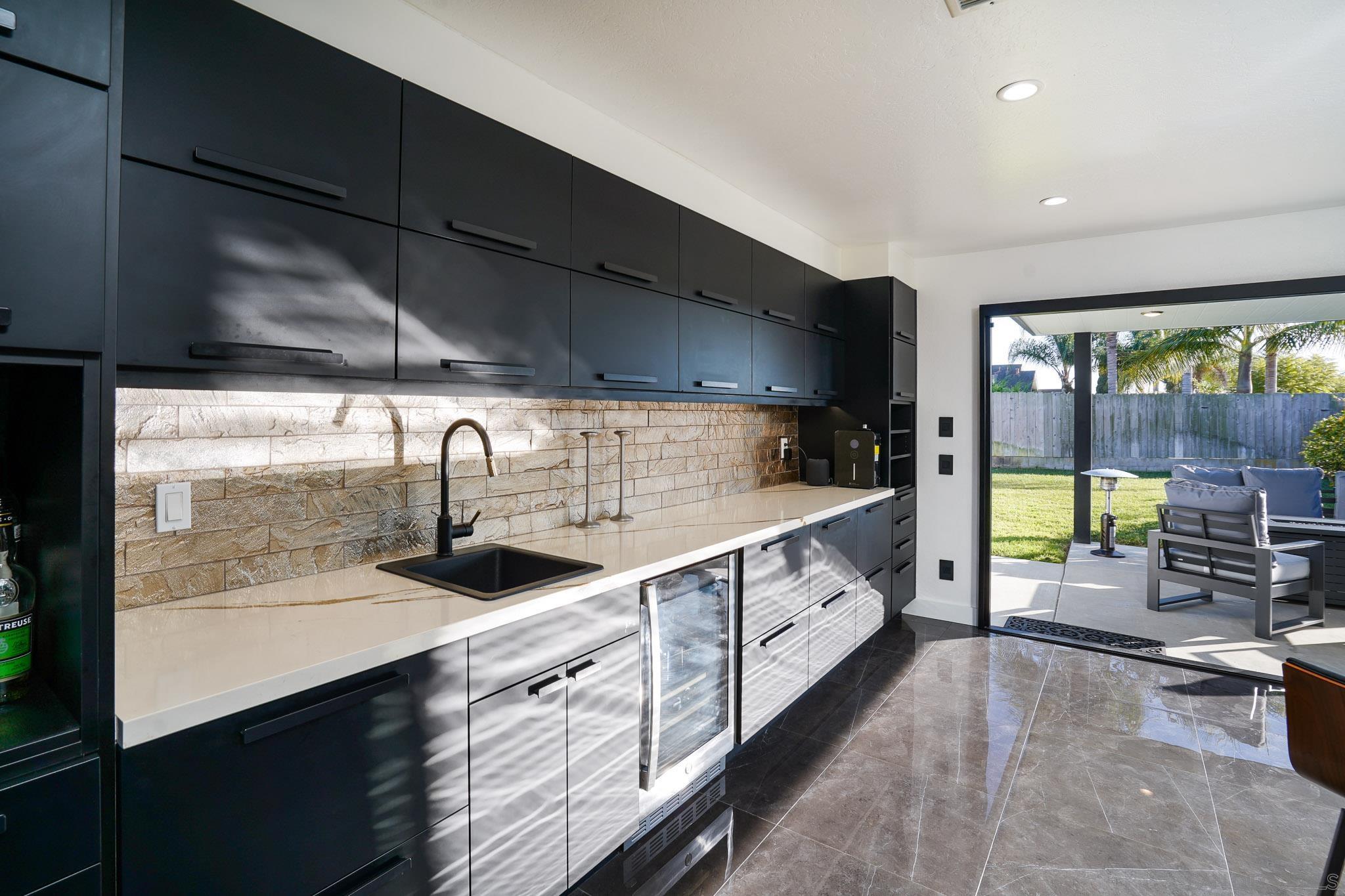 Detail Gallery Image 9 of 37 For 1517  Shields Ave, Encinitas,  CA 92024 - 4 Beds | 2 Baths