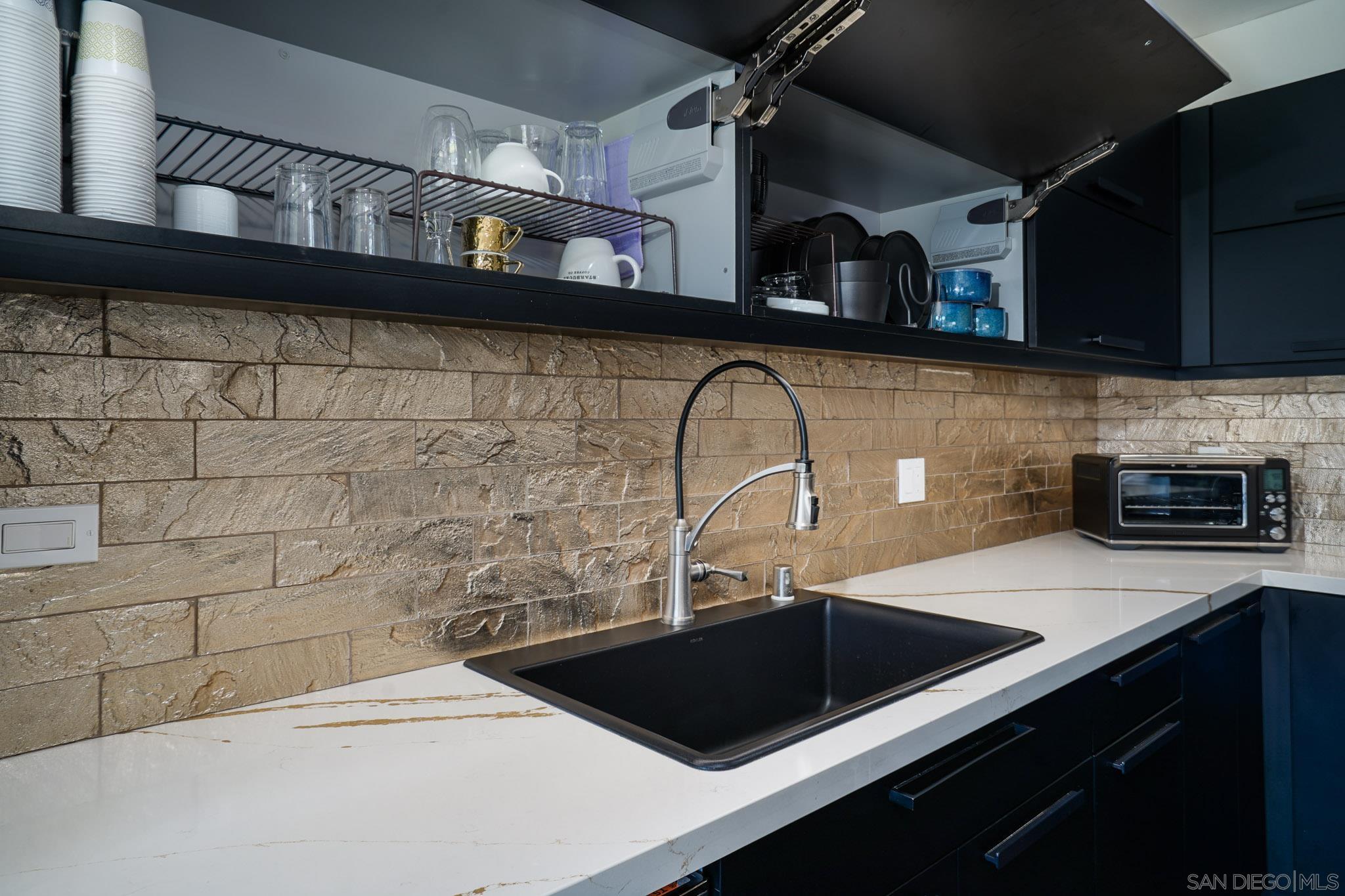 Detail Gallery Image 10 of 37 For 1517  Shields Ave, Encinitas,  CA 92024 - 4 Beds | 2 Baths