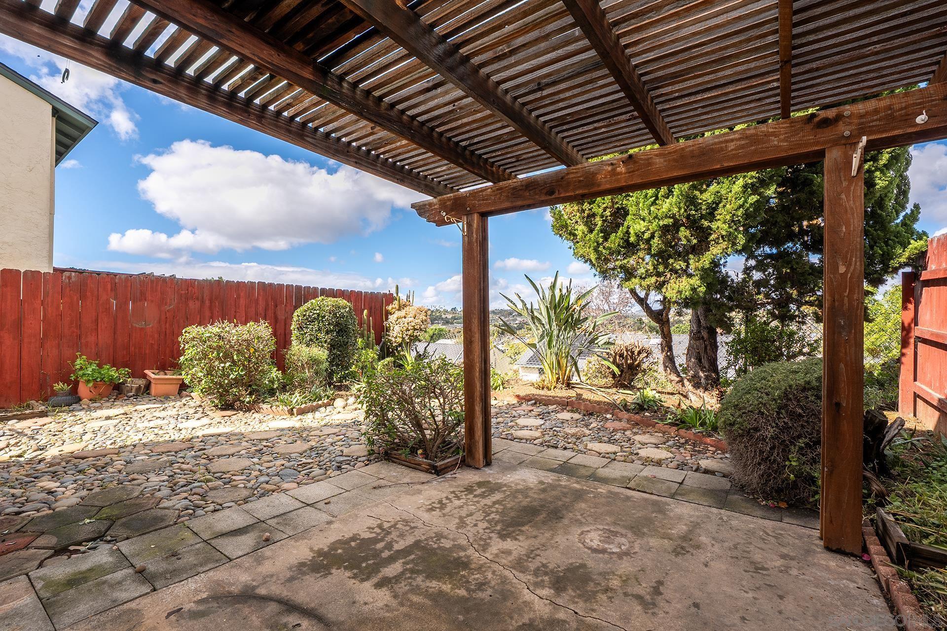 Detail Gallery Image 22 of 28 For 2014  Terraspiro Ave, Spring Valley,  CA 91977 - 2 Beds | 1/1 Baths