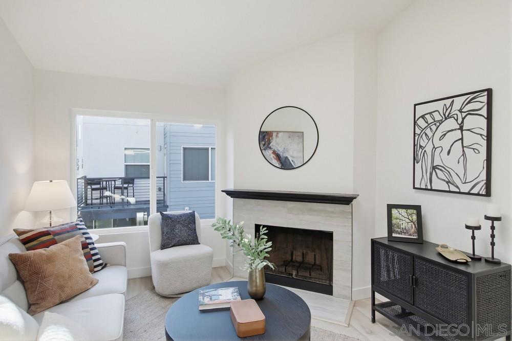 Detail Gallery Image 3 of 34 For 2909  Keats St  #11,  San Diego,  CA 92106 - 2 Beds | 2 Baths