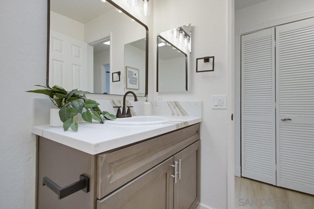 Detail Gallery Image 26 of 34 For 2909  Keats St  #11,  San Diego,  CA 92106 - 2 Beds | 2 Baths