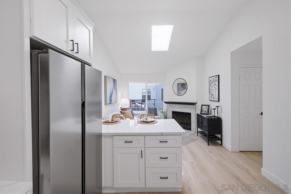 Detail Gallery Image 10 of 34 For 2909  Keats St  #11,  San Diego,  CA 92106 - 2 Beds | 2 Baths