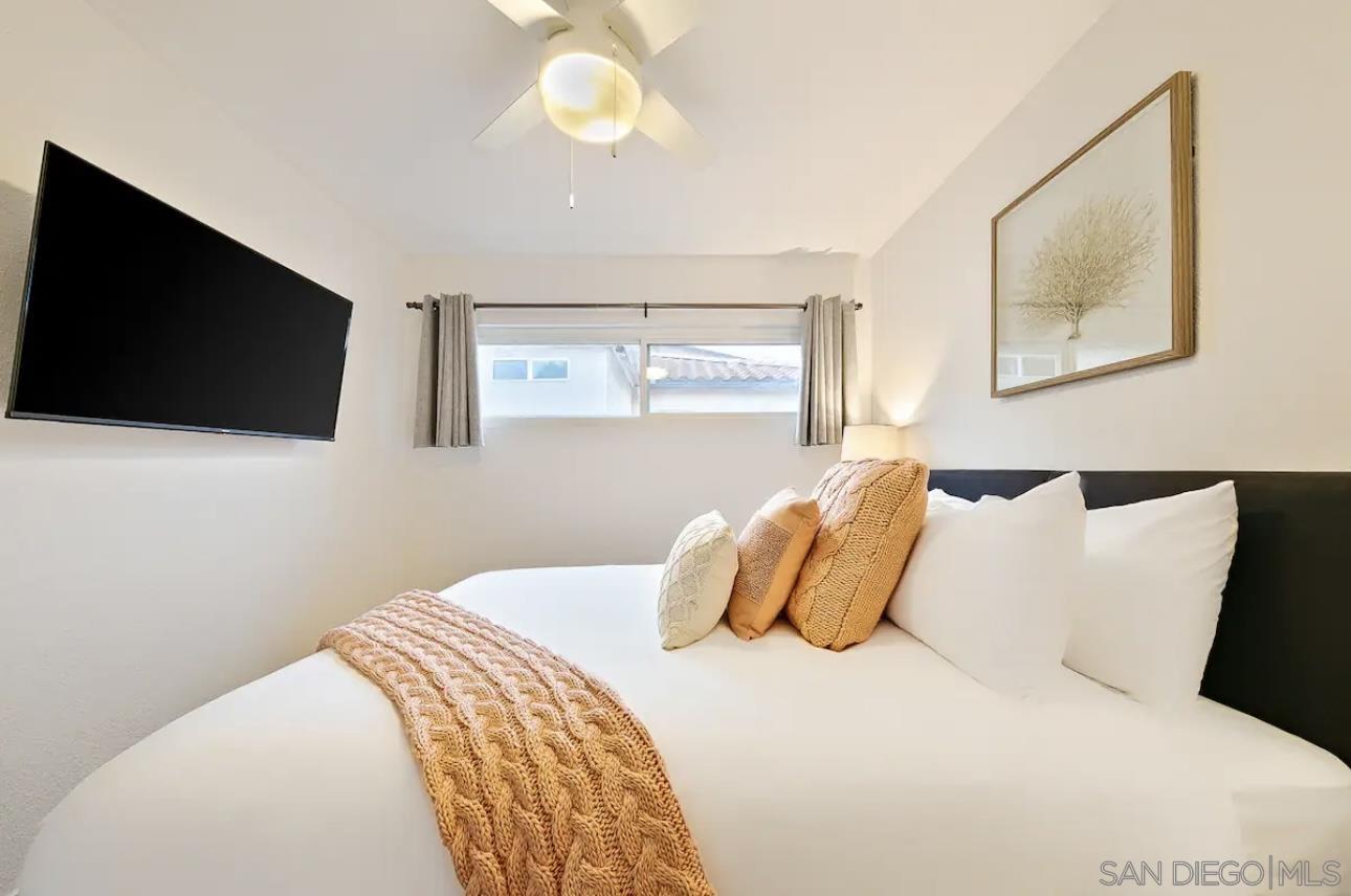 Detail Gallery Image 20 of 23 For 1816  Diamond Street, San Diego,  CA 92109 - 2 Beds | 1 Baths