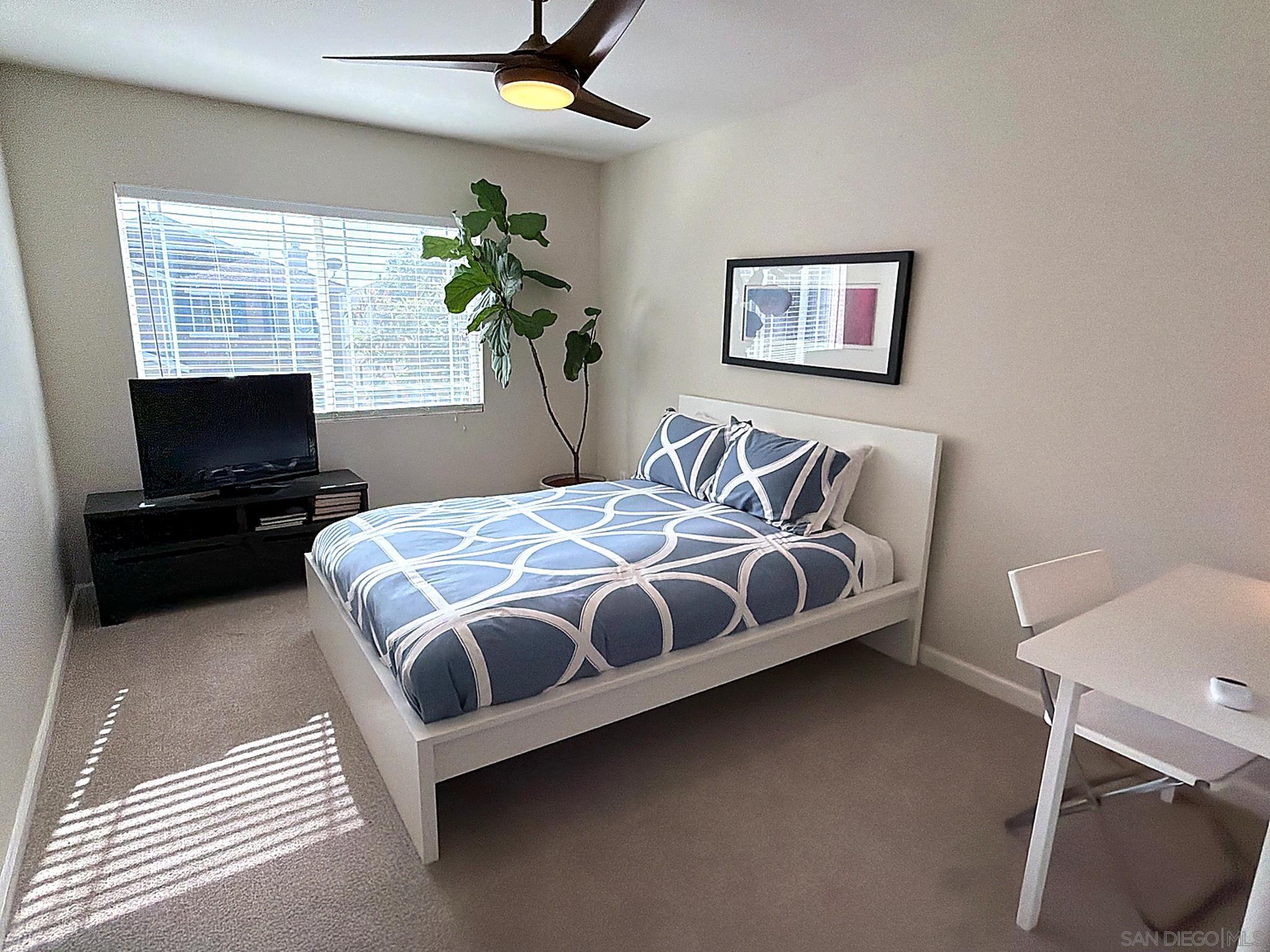 Detail Gallery Image 11 of 29 For 2916 W Canyon Ave, San Diego,  CA 92123 - 5 Beds | 3 Baths