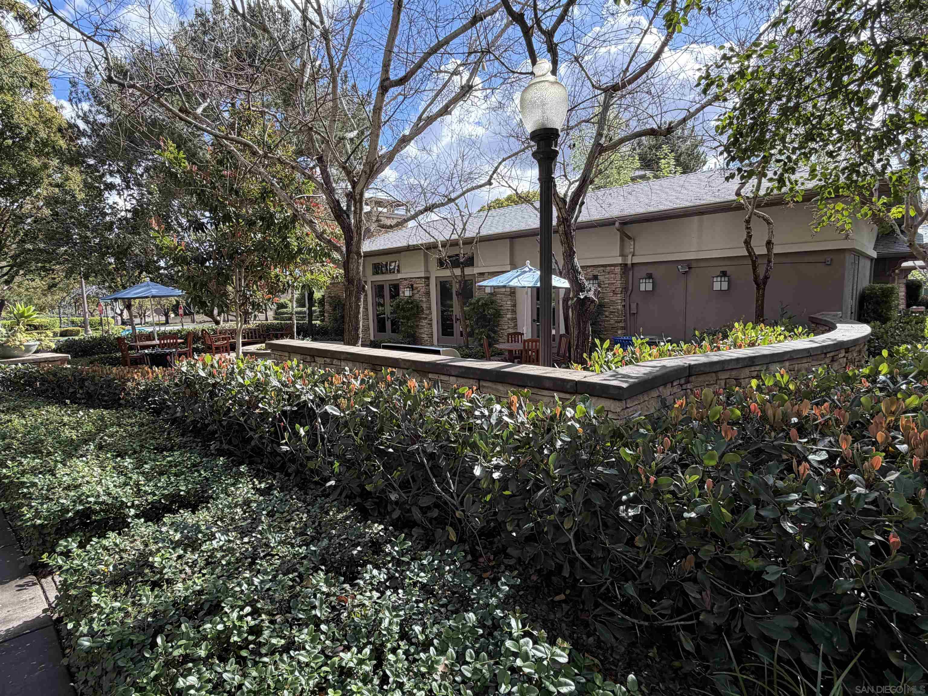 Detail Gallery Image 25 of 29 For 2916 W Canyon Ave, San Diego,  CA 92123 - 5 Beds | 3 Baths