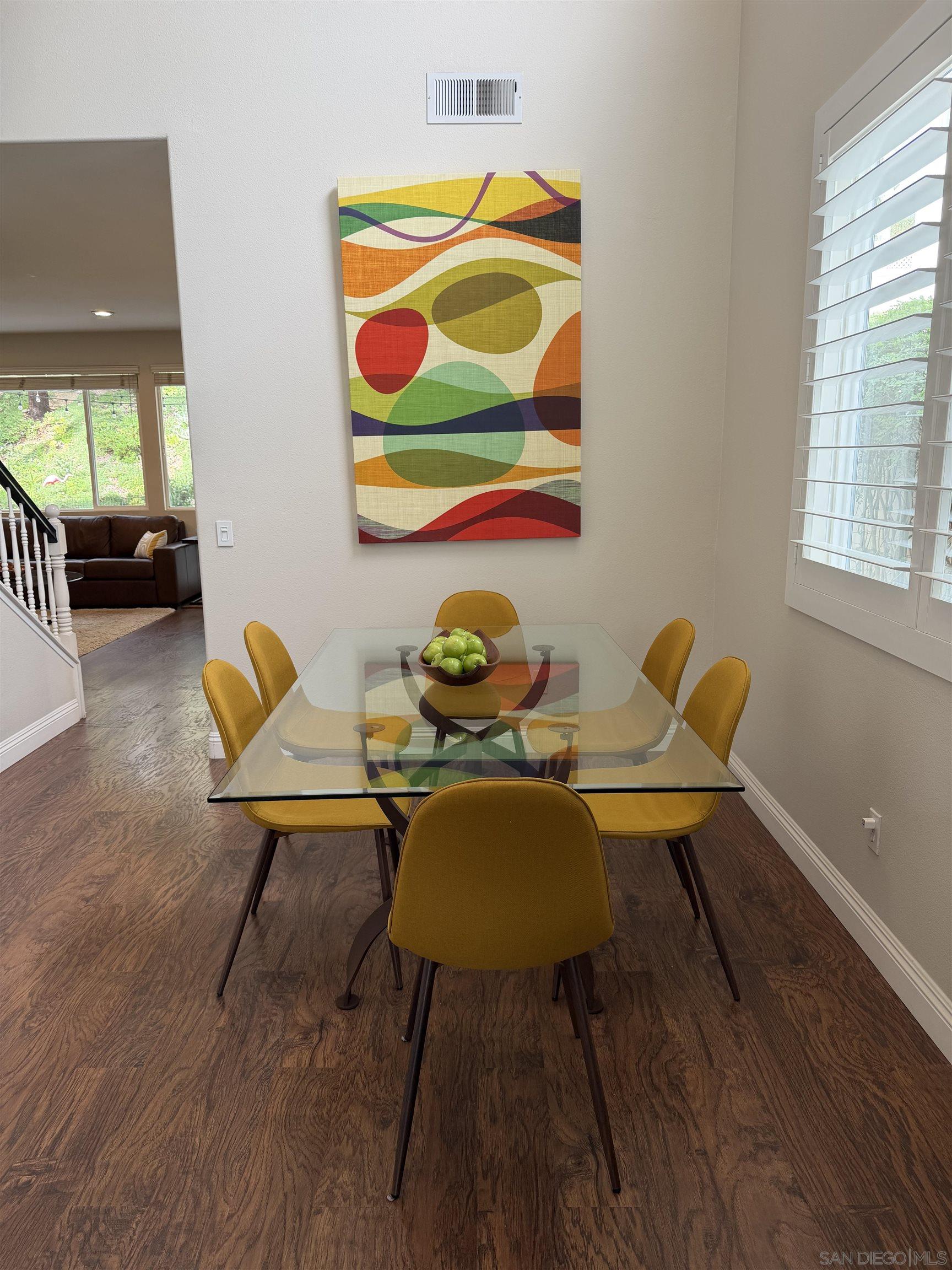 Detail Gallery Image 8 of 29 For 2916 W Canyon Ave, San Diego,  CA 92123 - 5 Beds | 3 Baths