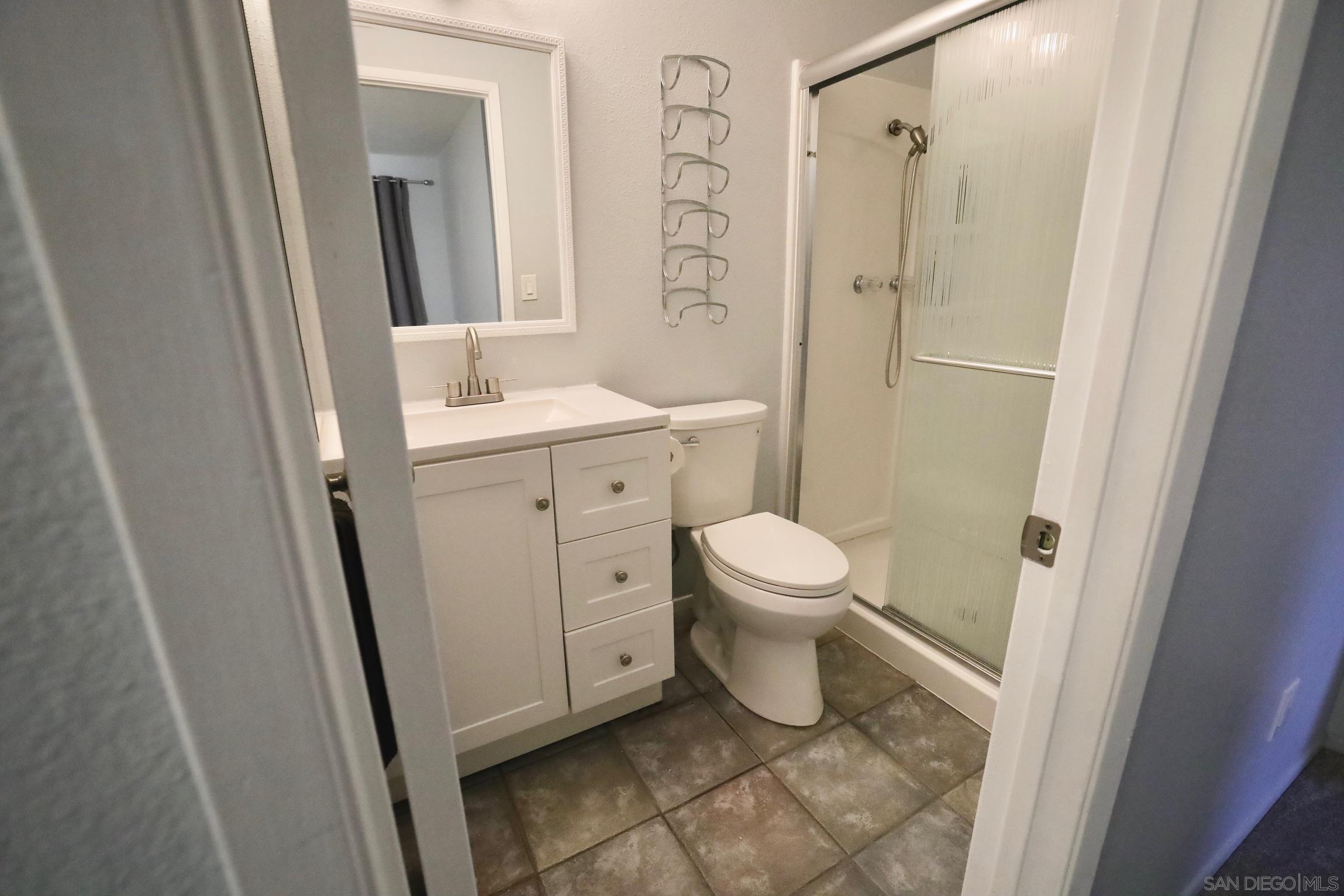 Detail Gallery Image 8 of 13 For 1616  via Ronda, San Marcos,  CA 92069 - 4 Beds | 2 Baths