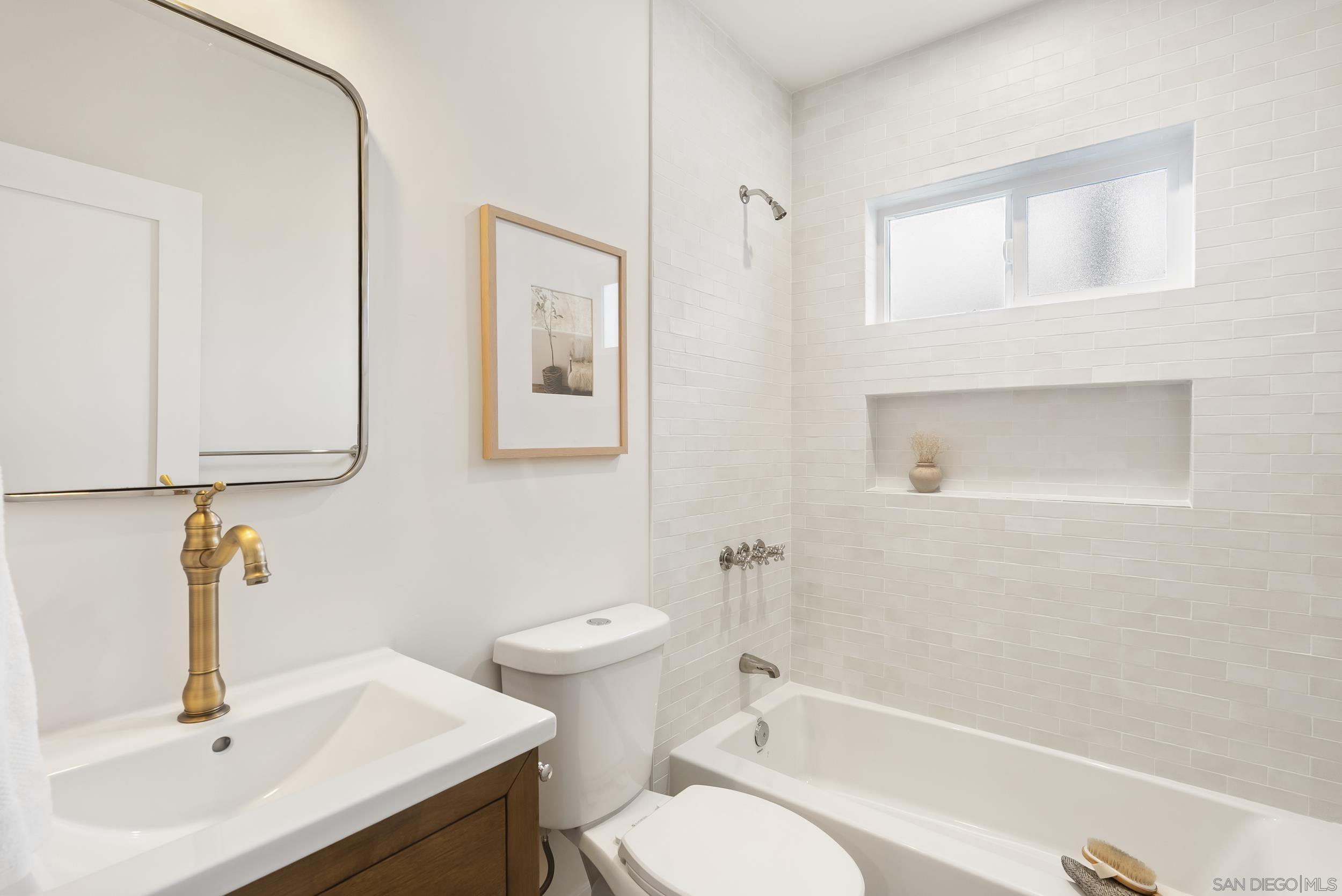 Detail Gallery Image 16 of 27 For 2129  31st St, San Diego,  CA 92104 - 2 Beds | 2 Baths