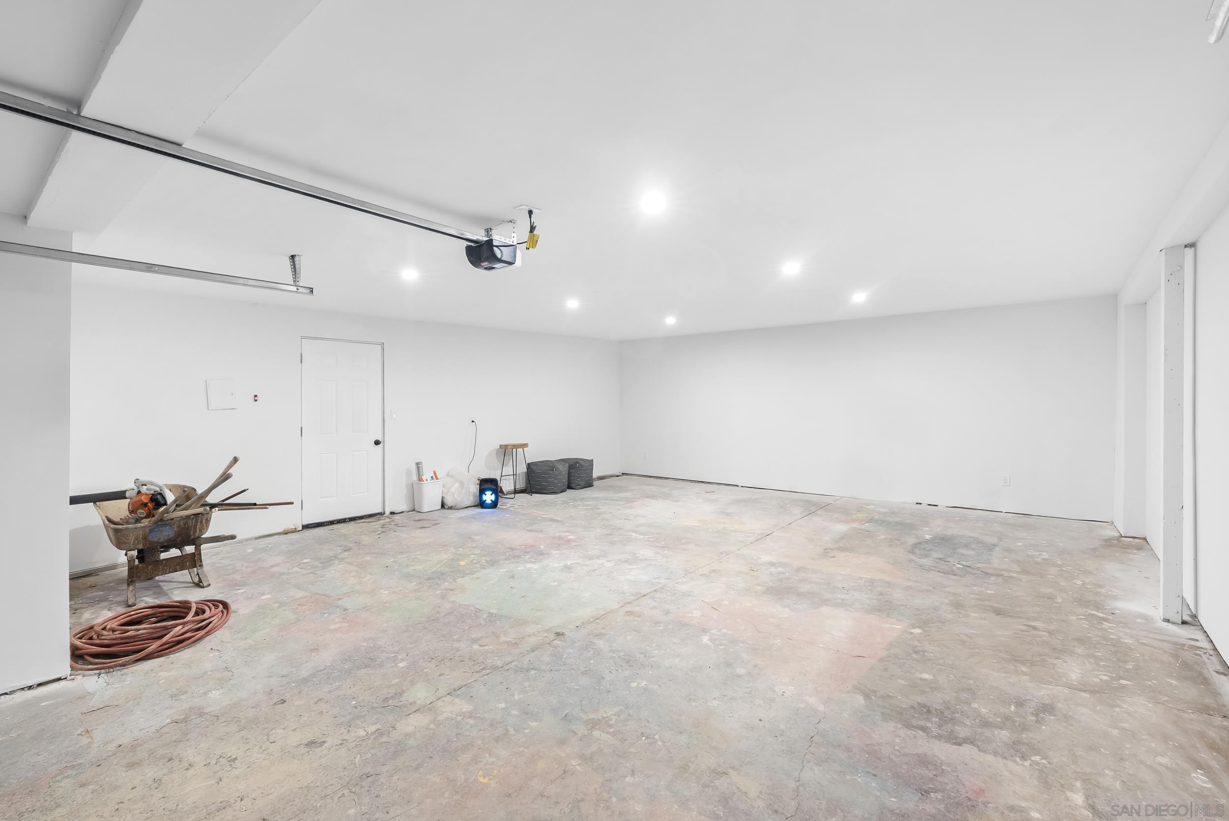 Detail Gallery Image 24 of 27 For 2129  31st St, San Diego,  CA 92104 - 2 Beds | 2 Baths