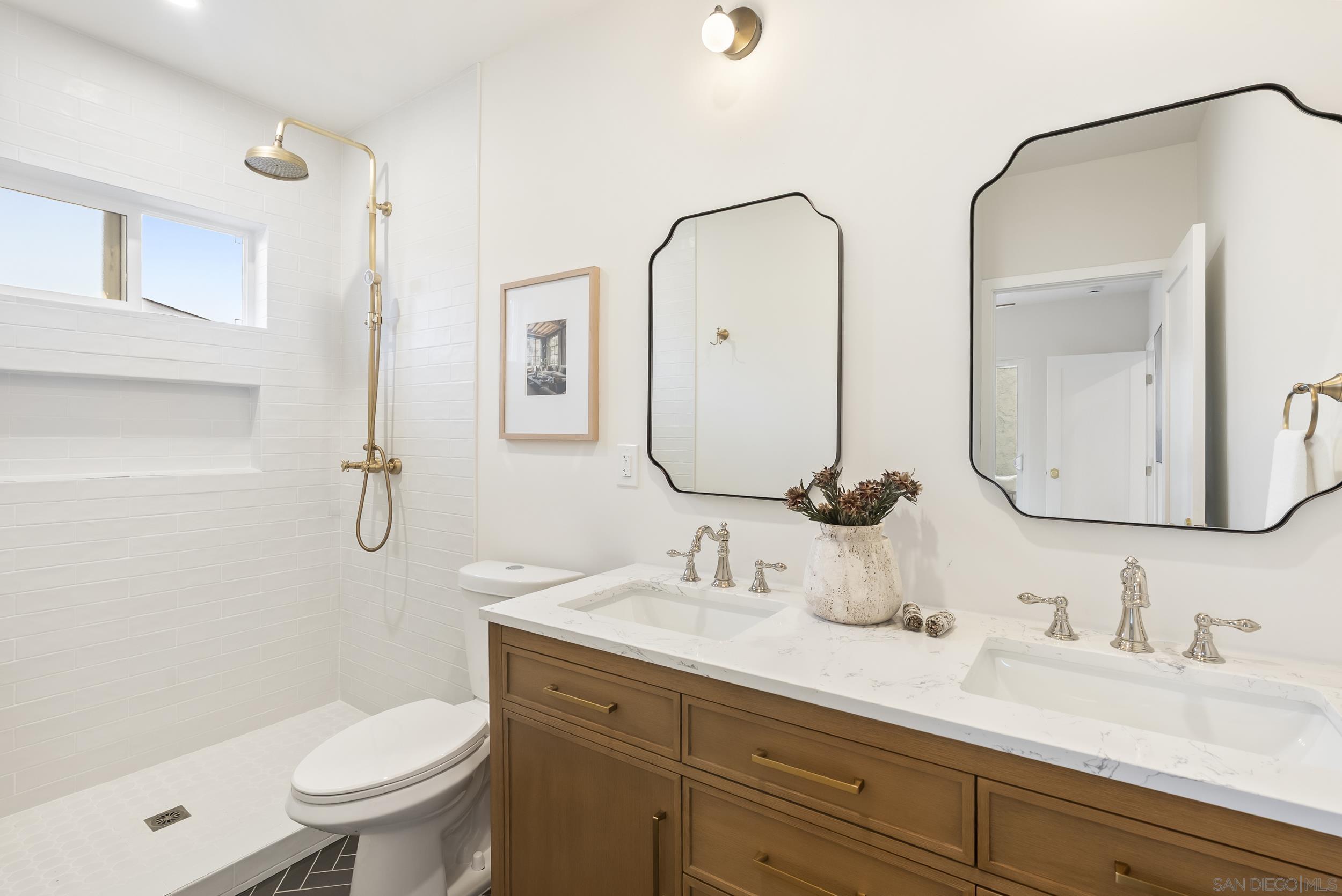 Detail Gallery Image 7 of 27 For 2129  31st St, San Diego,  CA 92104 - 2 Beds | 2 Baths