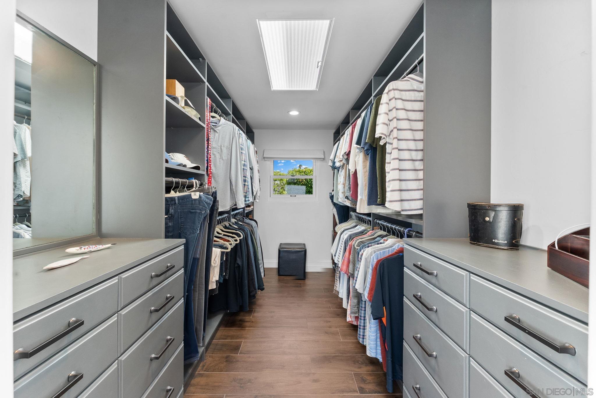 Detail Gallery Image 34 of 69 For 4136  Palisades Road, San Diego,  CA 92116 - 6 Beds | 3/1 Baths