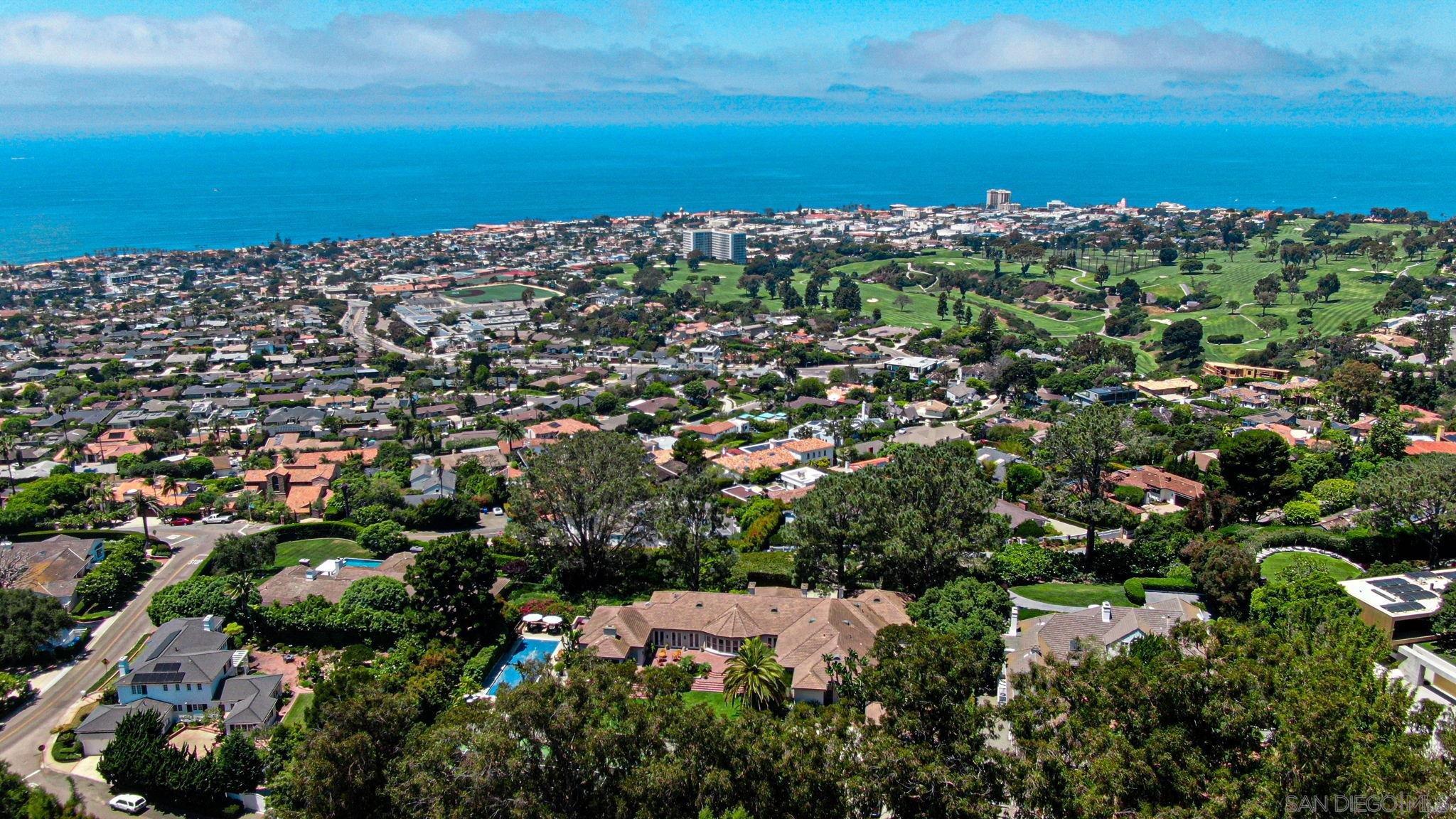 Detail Gallery Image 24 of 26 For 1515  El Camino Del Teatro, La Jolla,  CA 92037 - 7 Beds | 5/2 Baths