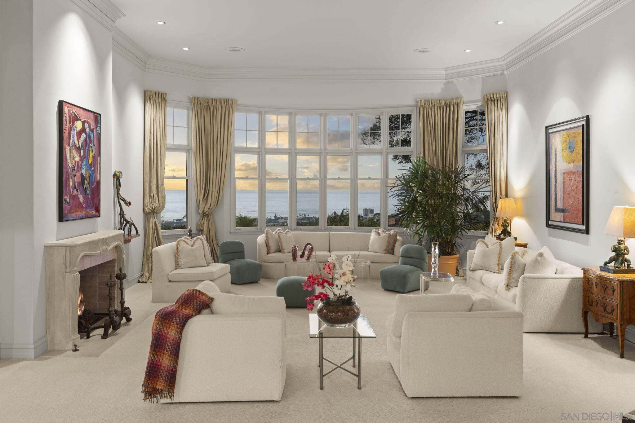 Detail Gallery Image 4 of 26 For 1515  El Camino Del Teatro, La Jolla,  CA 92037 - 7 Beds | 5/2 Baths