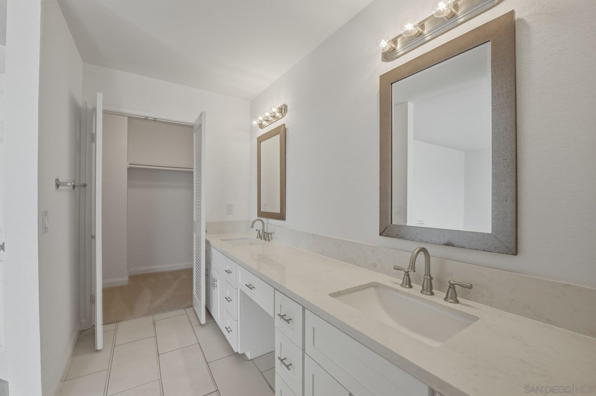 Detail Gallery Image 14 of 32 For 2280  Cambridge Ave, Cardiff By The Sea,  CA 92007 - 3 Beds | 2/1 Baths