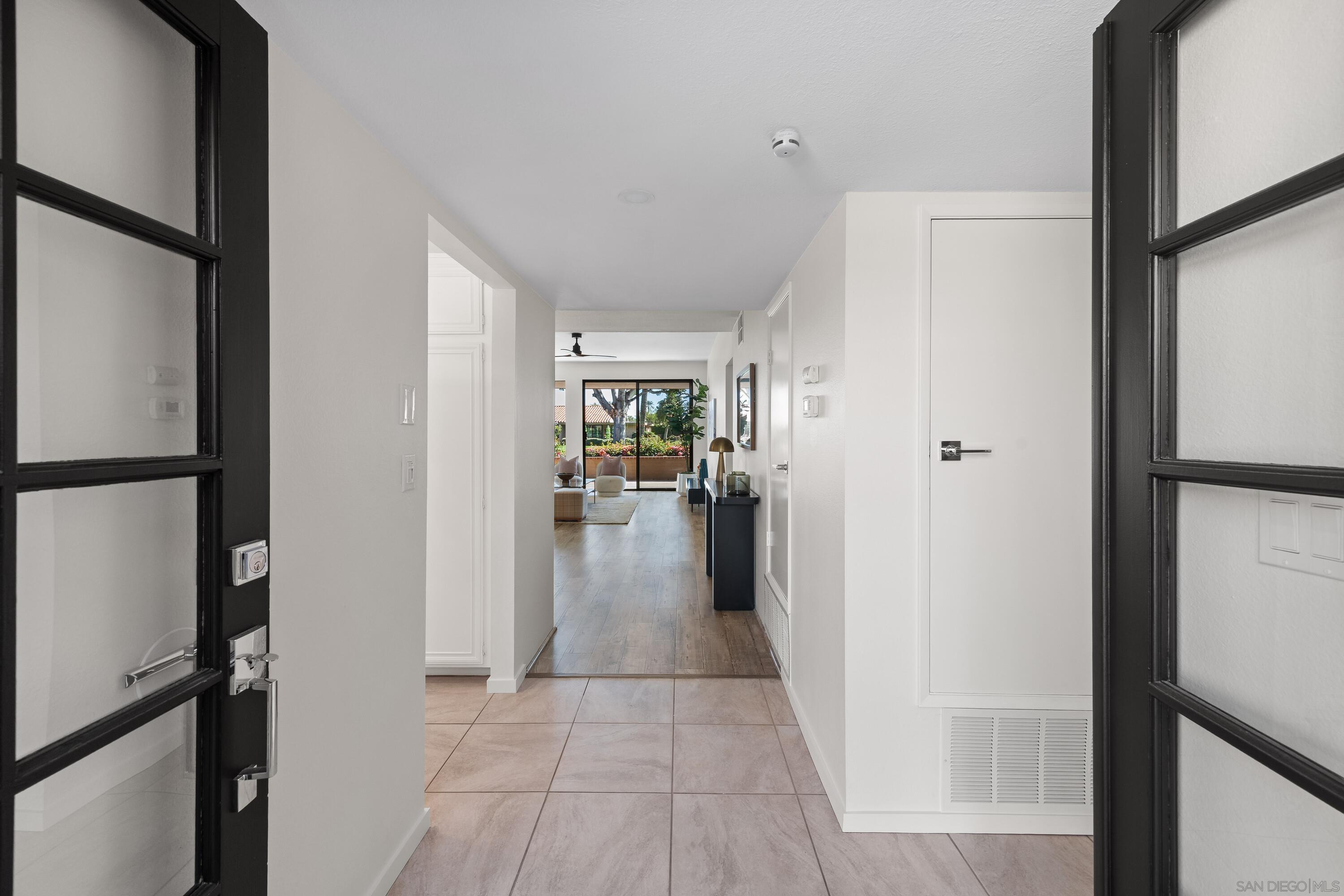 Front Image Thumbnail for SD260004093