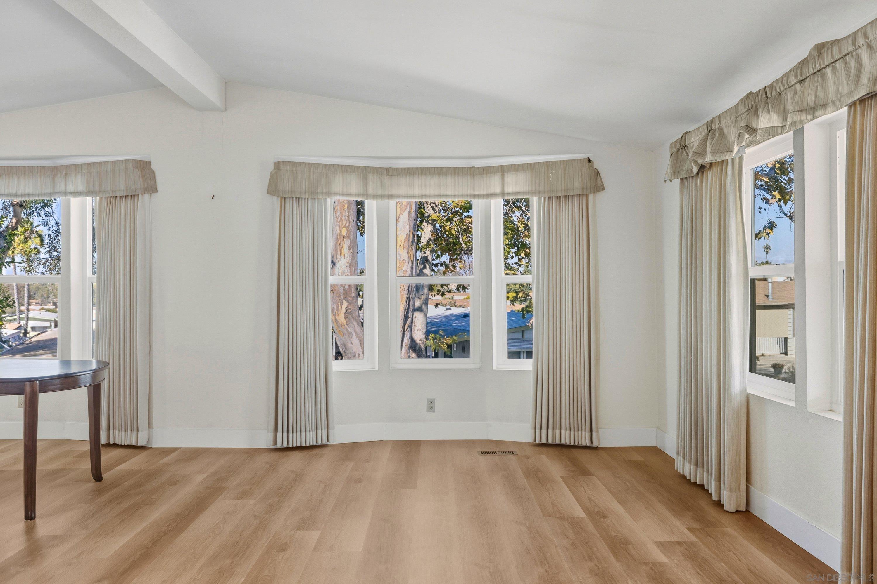 Detail Gallery Image 7 of 29 For 3340  Del Sol Blvd  Spc 216,  San Diego,  CA 92154 - 2 Beds | 2 Baths