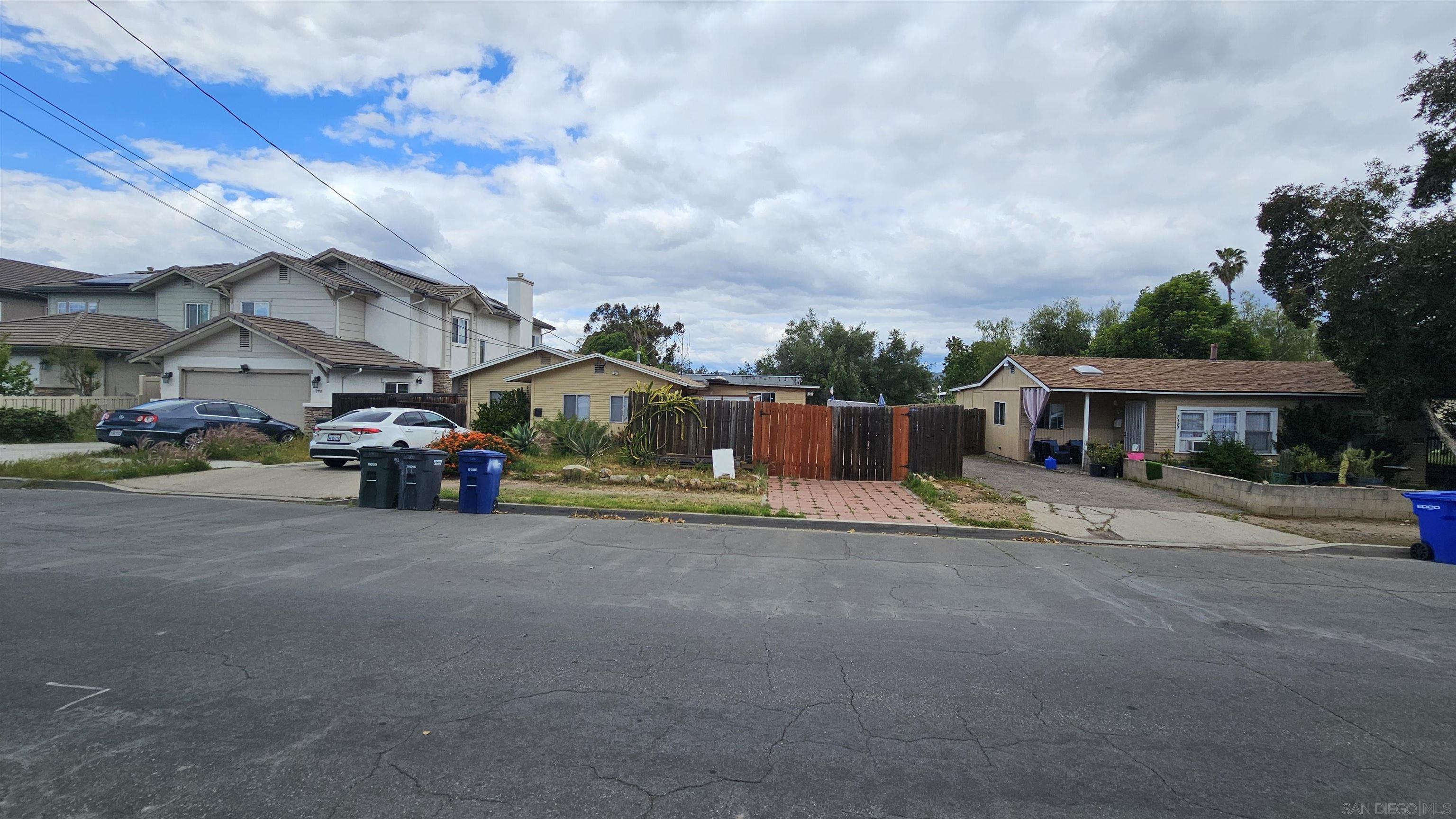 Detail Gallery Image 15 of 61 For 7380  Mohawk St., La Mesa,  CA 91942 - – Beds | – Baths