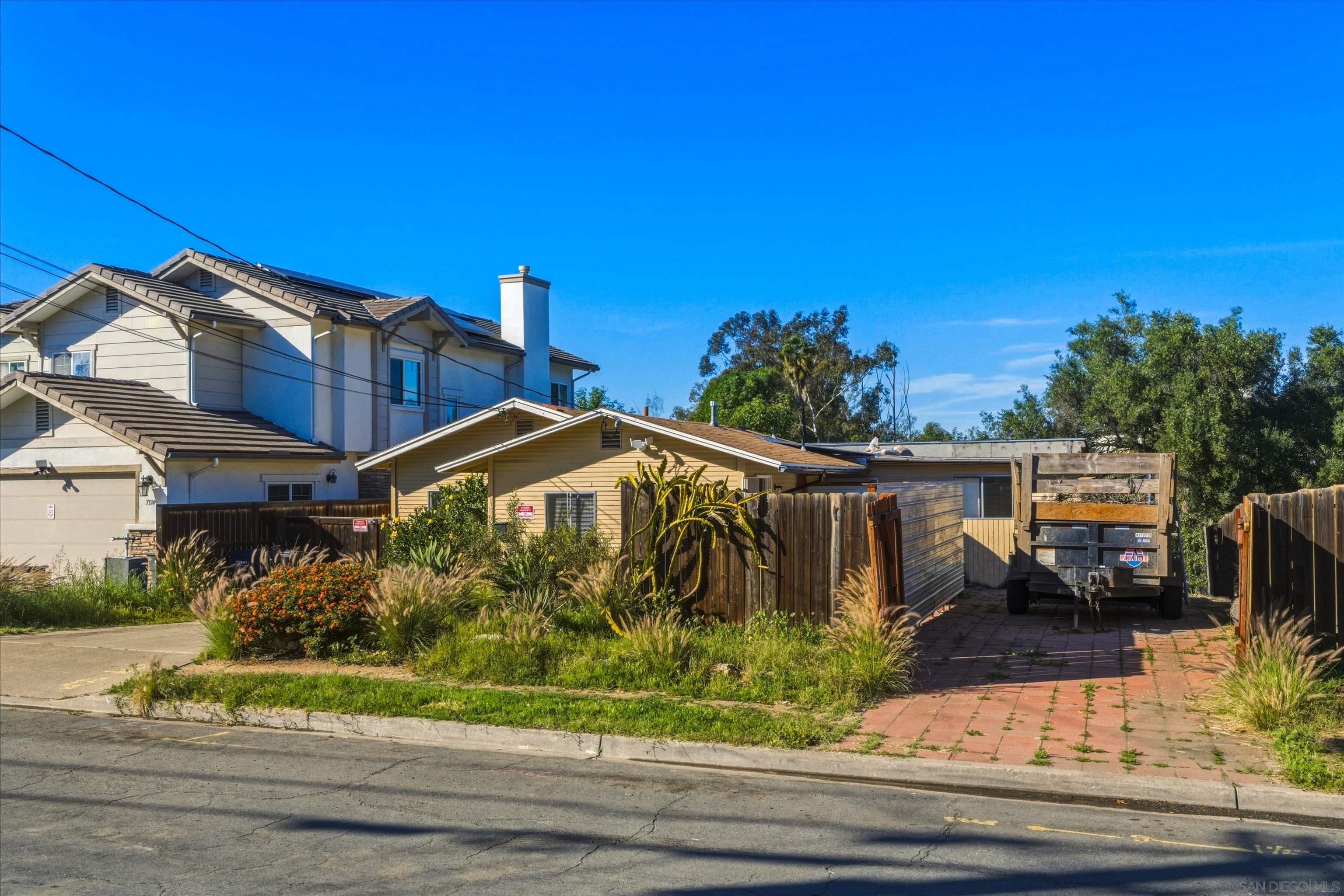 Detail Gallery Image 16 of 61 For 7380  Mohawk St., La Mesa,  CA 91942 - – Beds | – Baths