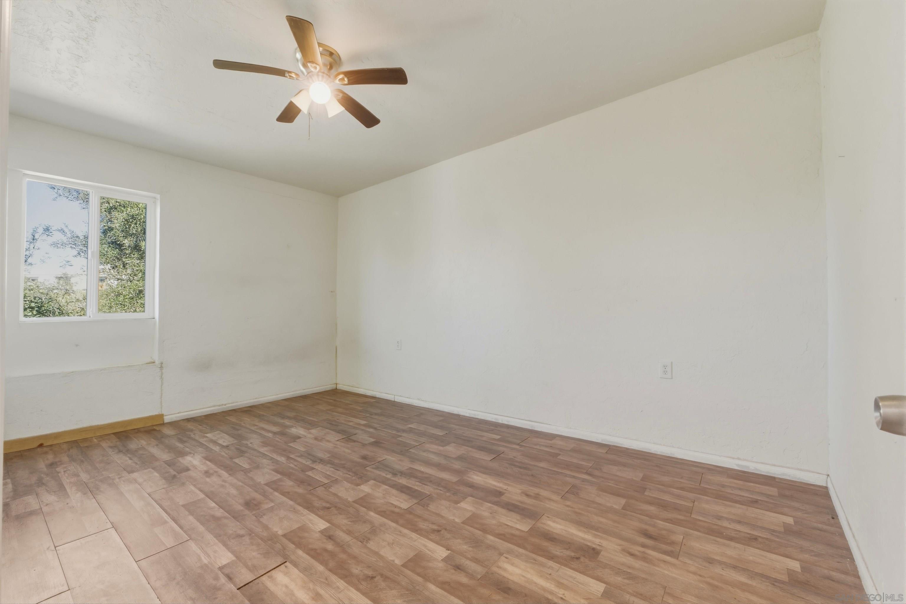 Detail Gallery Image 8 of 61 For 7380  Mohawk St., La Mesa,  CA 91942 - – Beds | – Baths