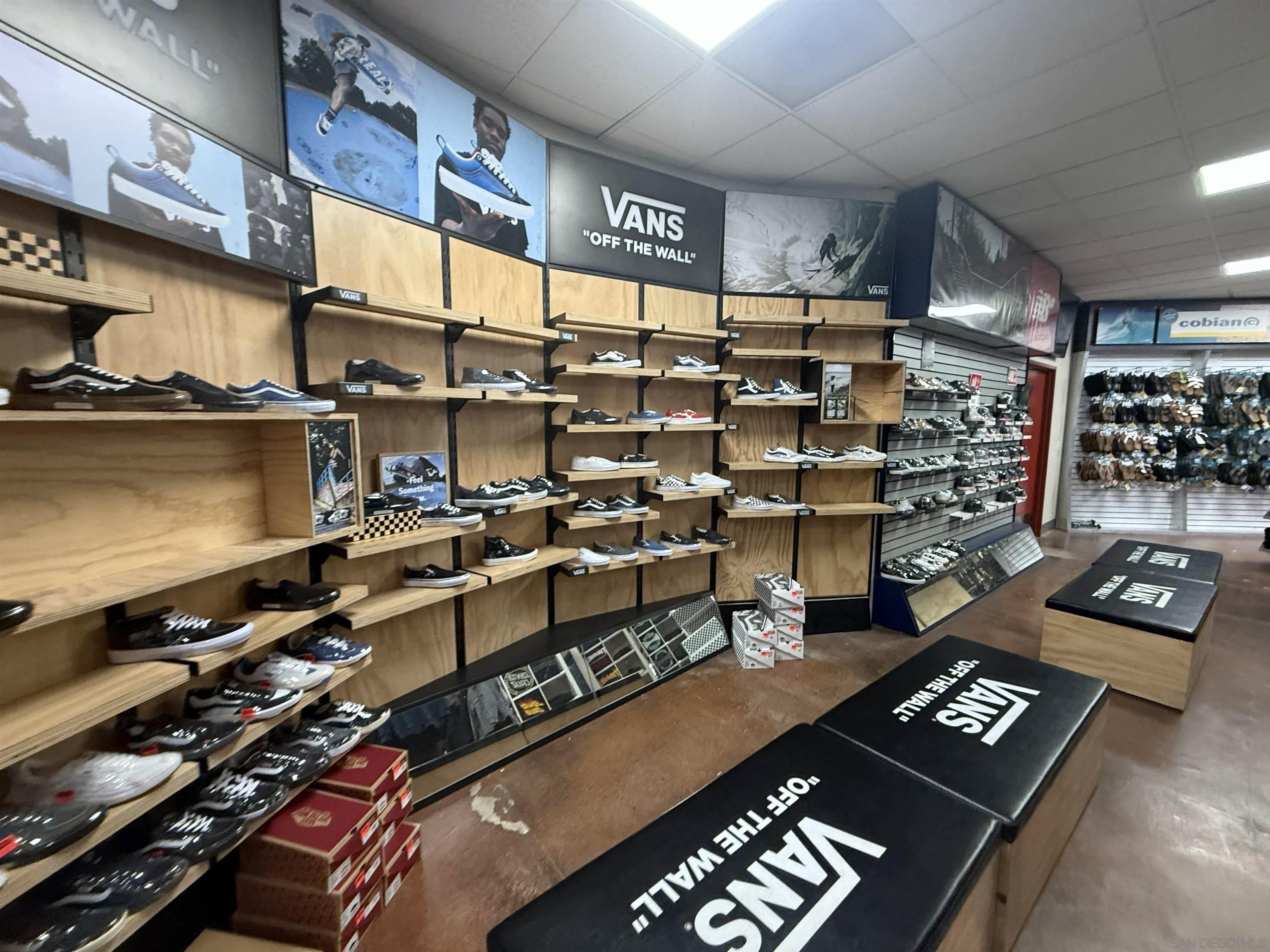 Detail Gallery Image 12 of 38 For 5270  Jackson Dr, La Mesa,  CA 91942 - – Beds | – Baths