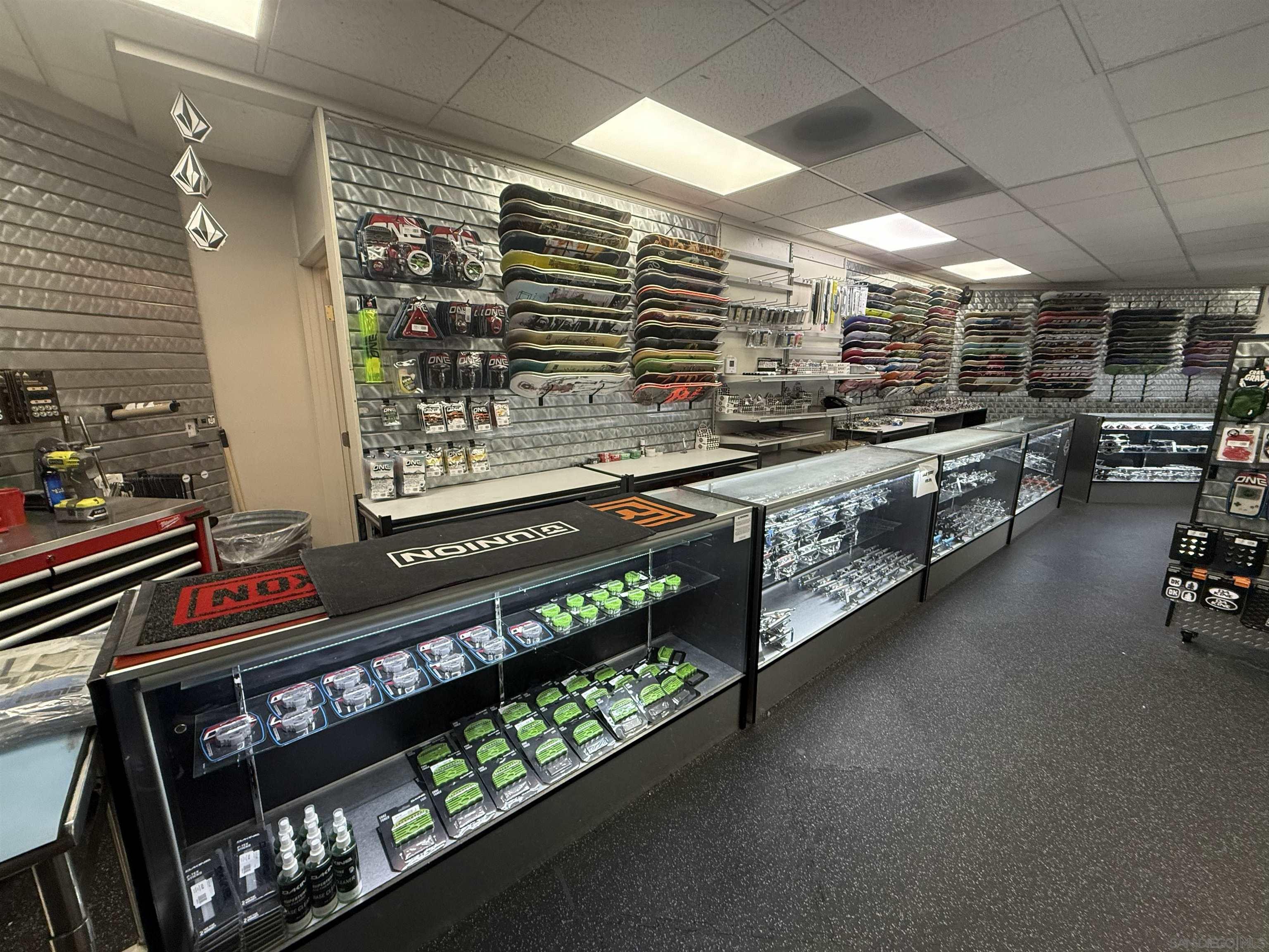 Detail Gallery Image 14 of 38 For 5270  Jackson Dr, La Mesa,  CA 91942 - – Beds | – Baths