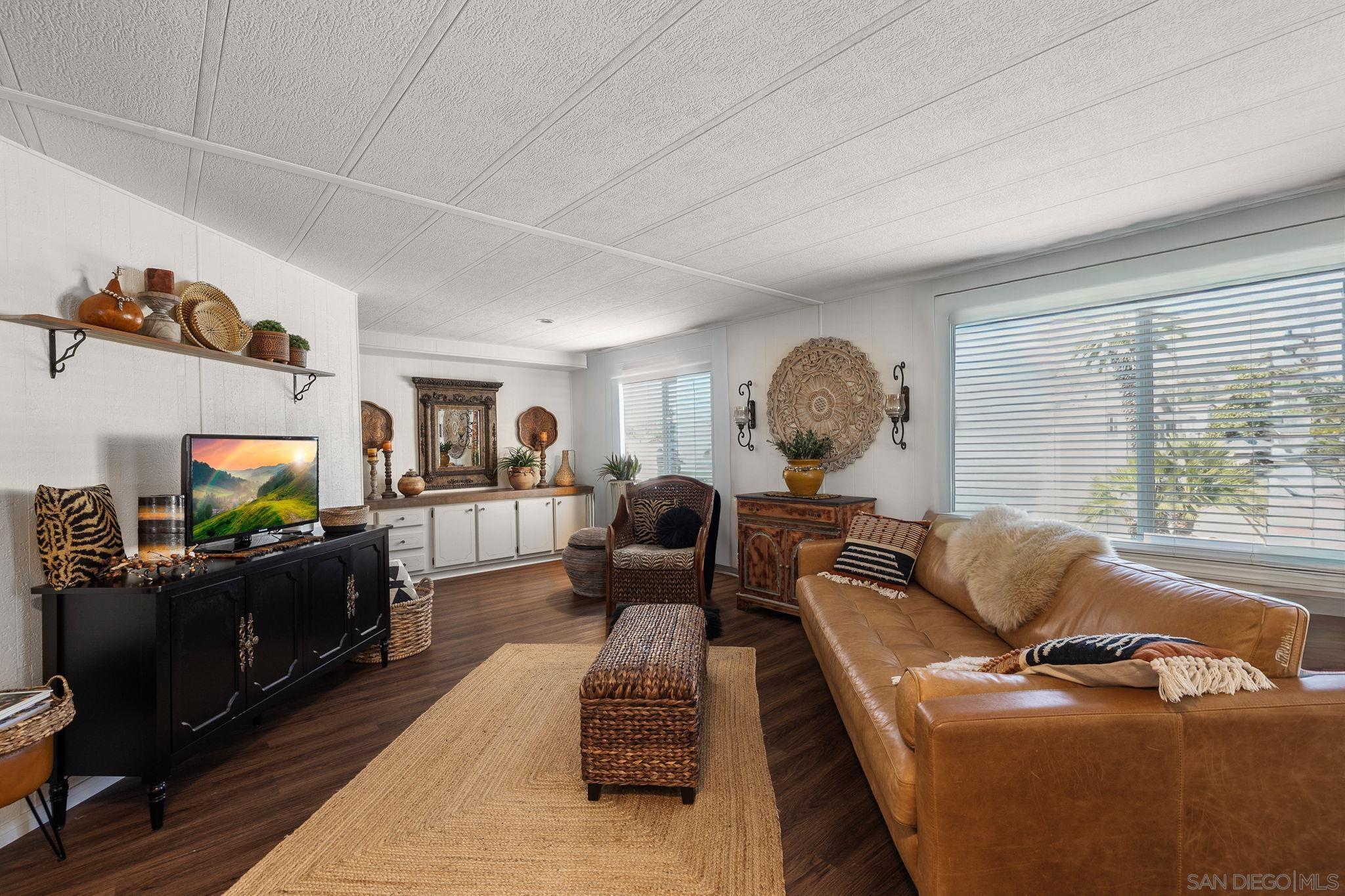 Detail Gallery Image 6 of 37 For 1401 W El Norte Pkwy  Spc 309,  San Marcos,  CA 92069 - 2 Beds | 2 Baths