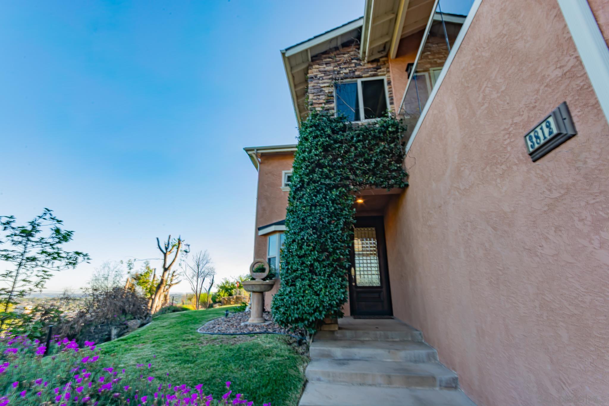 Front Image Thumbnail for SD260004106