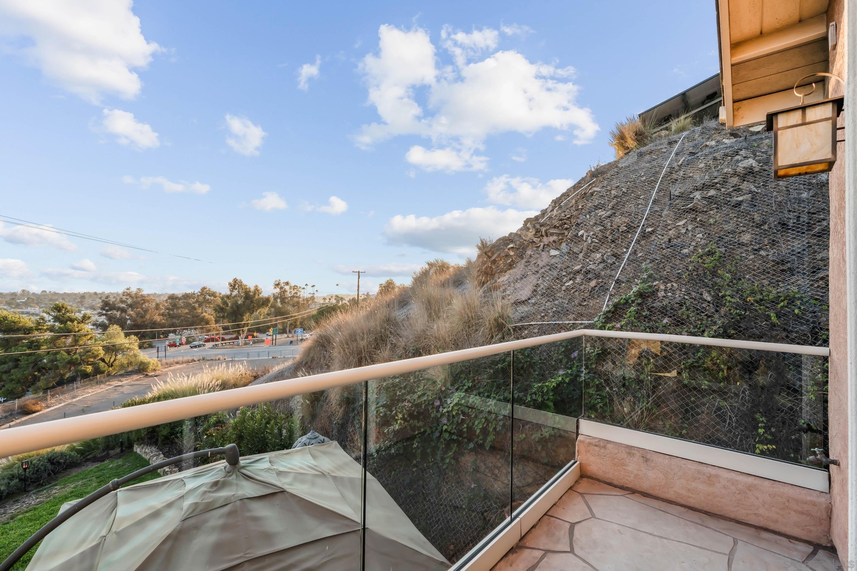 Detail Gallery Image 22 of 49 For 3812  Costa Bella Way, La Mesa,  CA 91941 - 3 Beds | 2/1 Baths