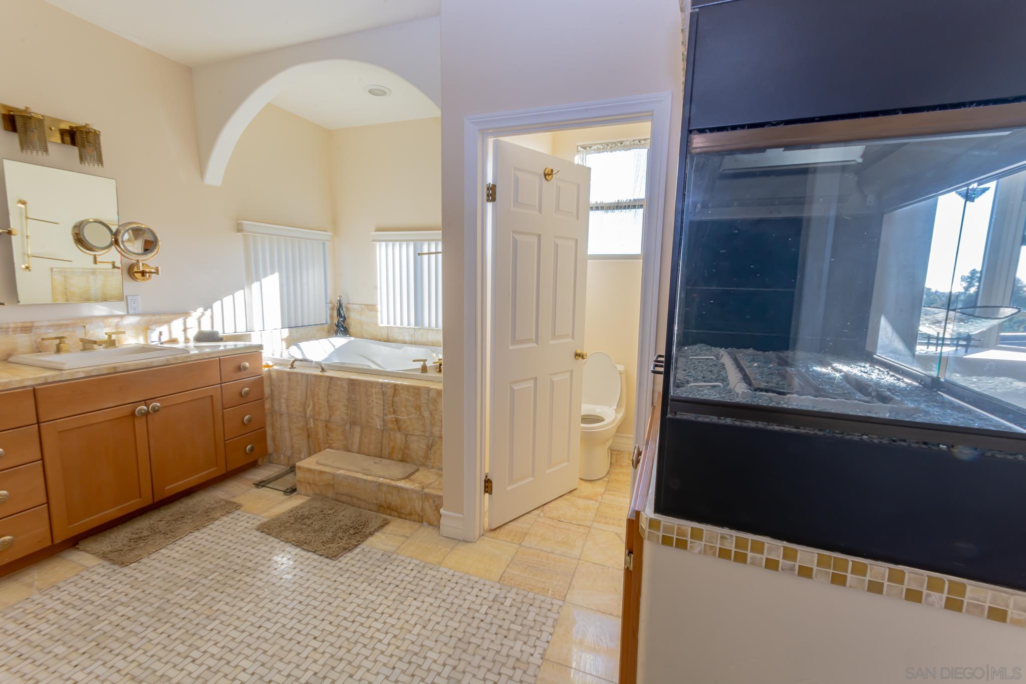 Detail Gallery Image 25 of 49 For 3812  Costa Bella Way, La Mesa,  CA 91941 - 3 Beds | 2/1 Baths
