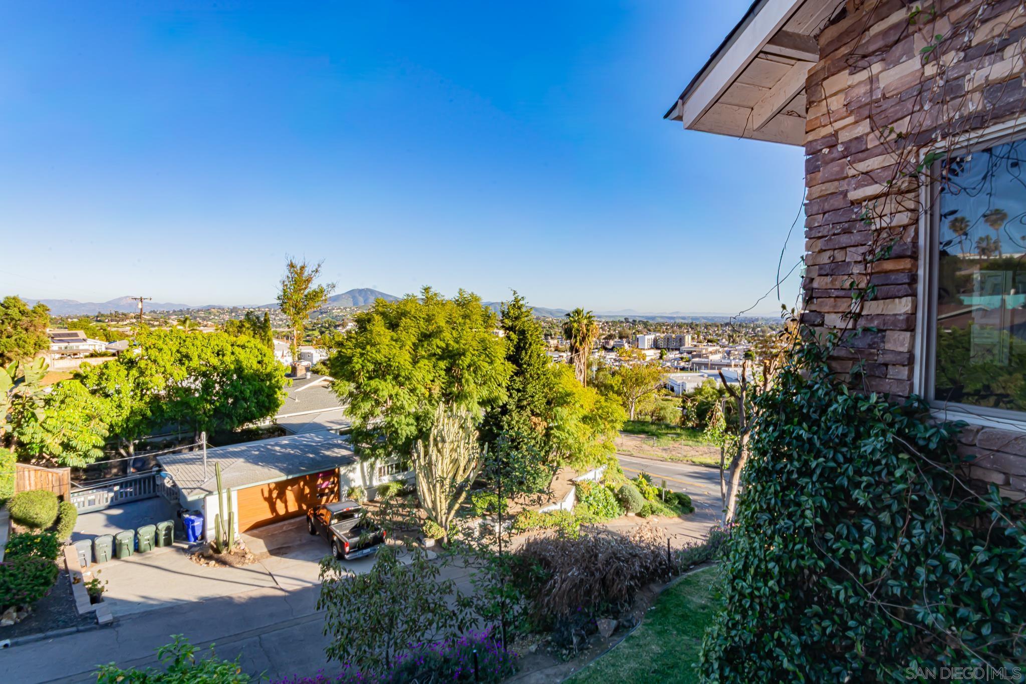 Detail Gallery Image 28 of 49 For 3812  Costa Bella Way, La Mesa,  CA 91941 - 3 Beds | 2/1 Baths