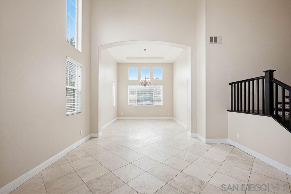 Detail Gallery Image 9 of 43 For 23531  Hobart Ct, Murrieta,  CA 92562 - 6 Beds | 3 Baths