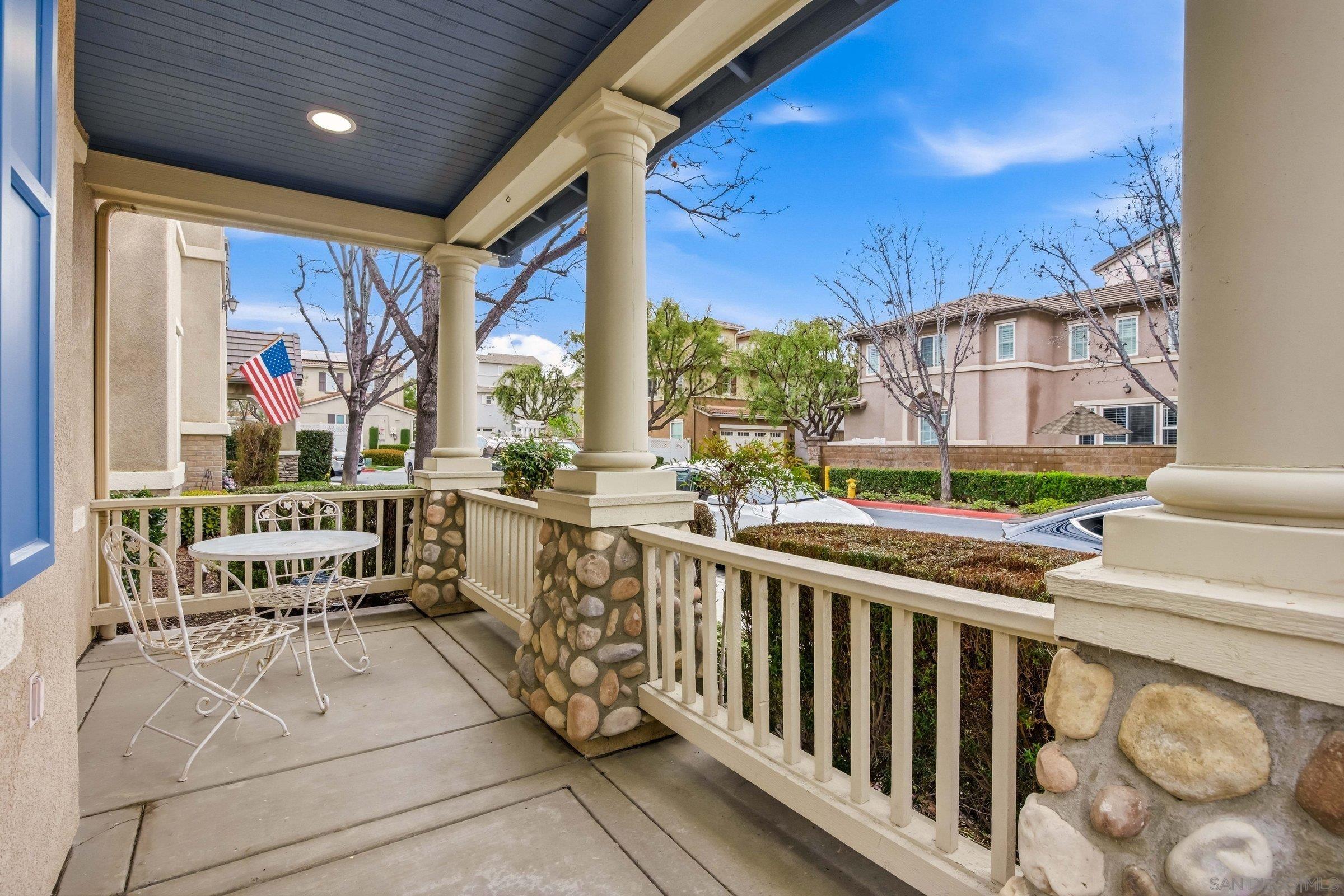 Detail Gallery Image 2 of 45 For 28848  Laurel Ln, Temecula,  CA 92591 - 4 Beds | 2/1 Baths