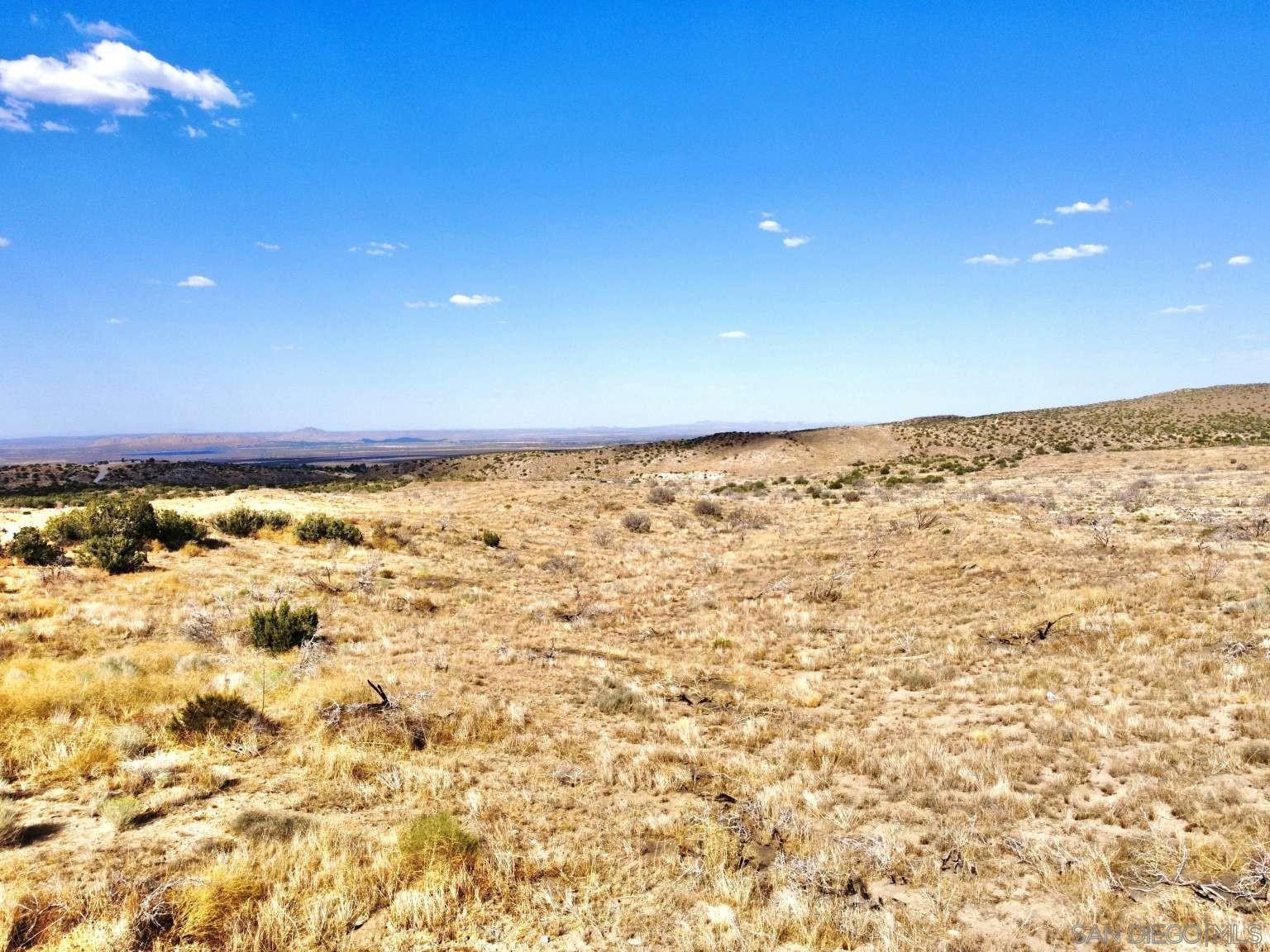 Detail Gallery Image 9 of 45 For , Littlerock,  CA 93543 - – Beds | – Baths