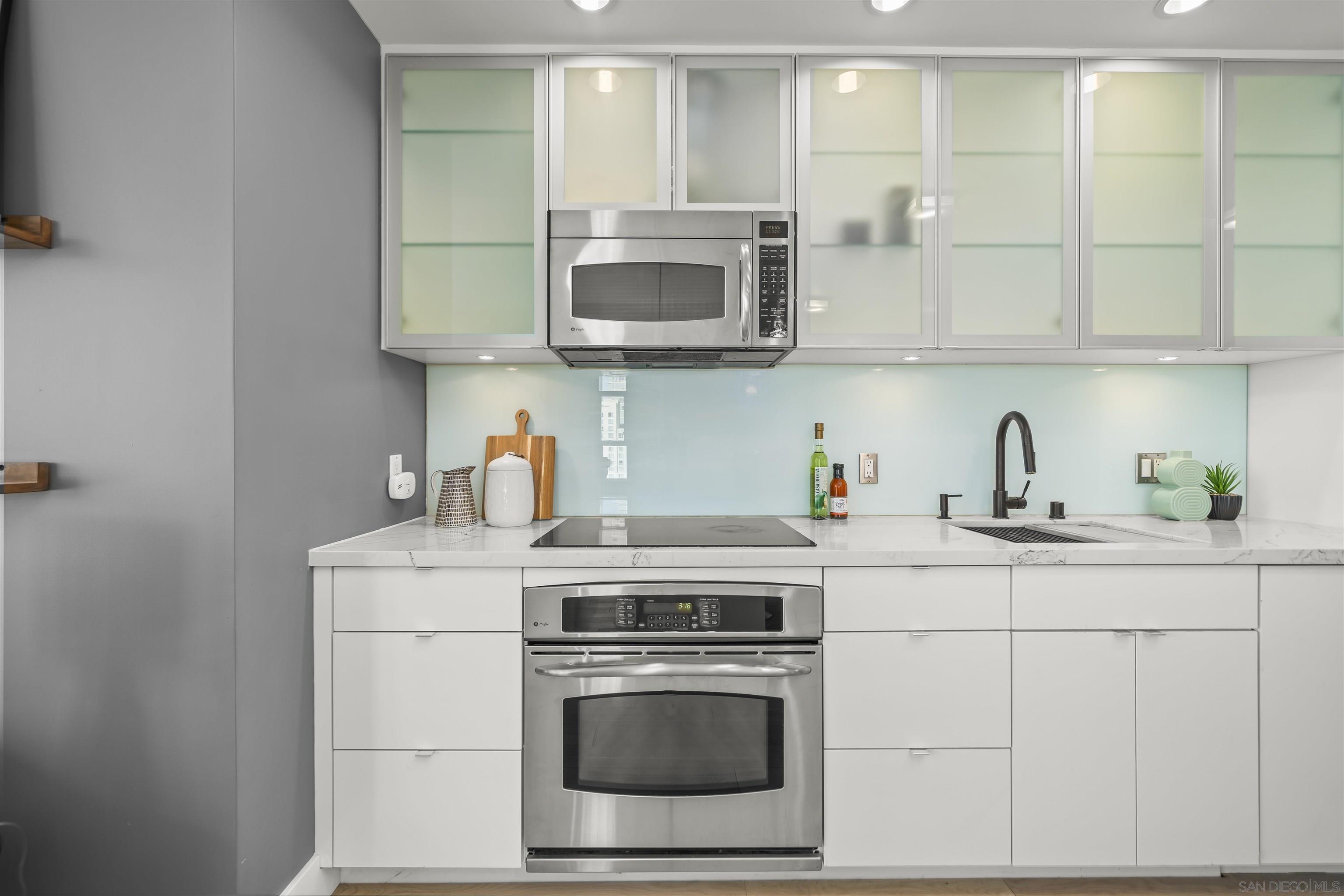 Detail Gallery Image 11 of 48 For 575  6th Ave  804, San Diego,  CA 92101 - 2 Beds | 2 Baths