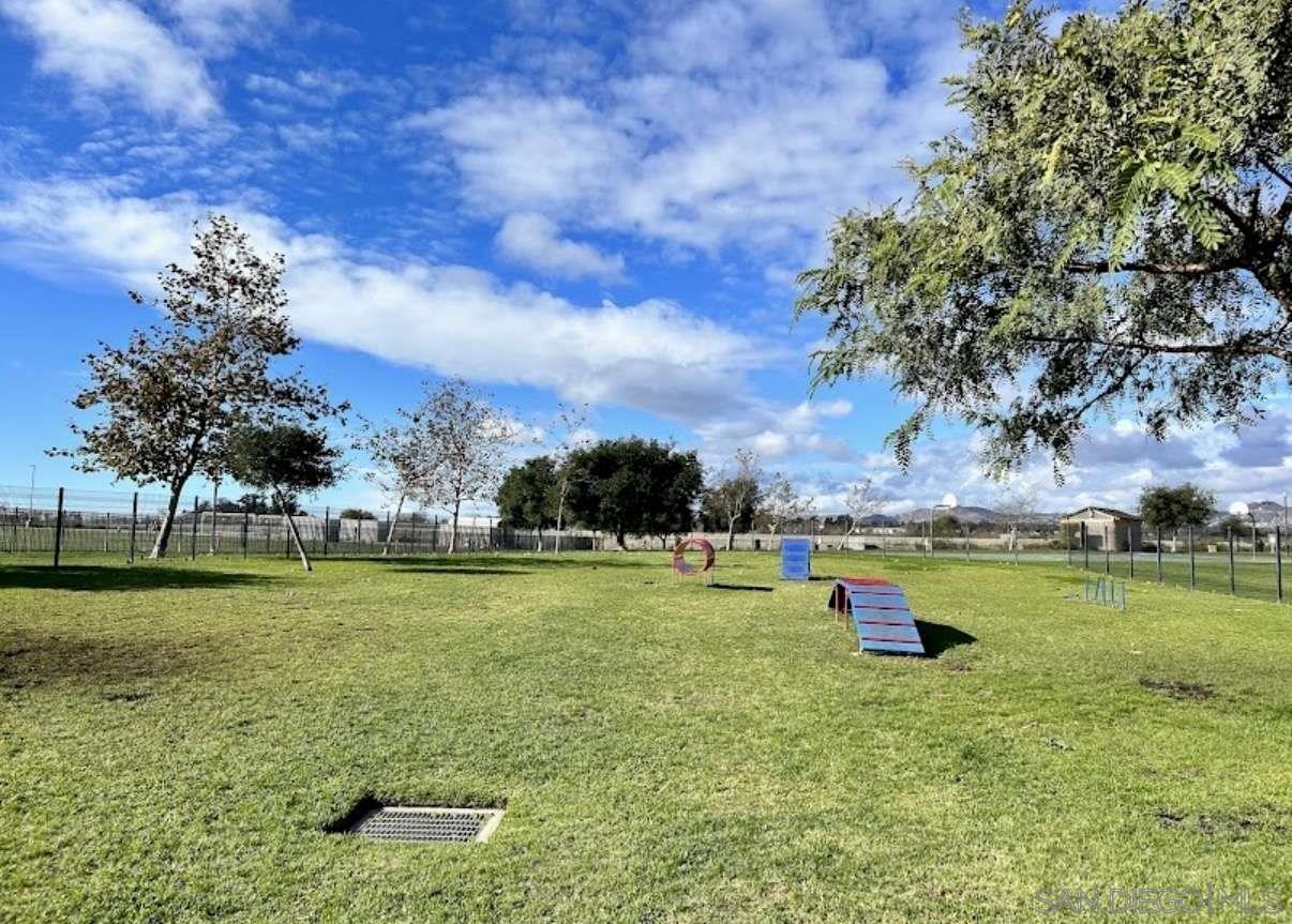 Detail Gallery Image 32 of 34 For 3014 N Oxnard Blvd, Oxnard,  CA 93036 - 4 Beds | 3 Baths