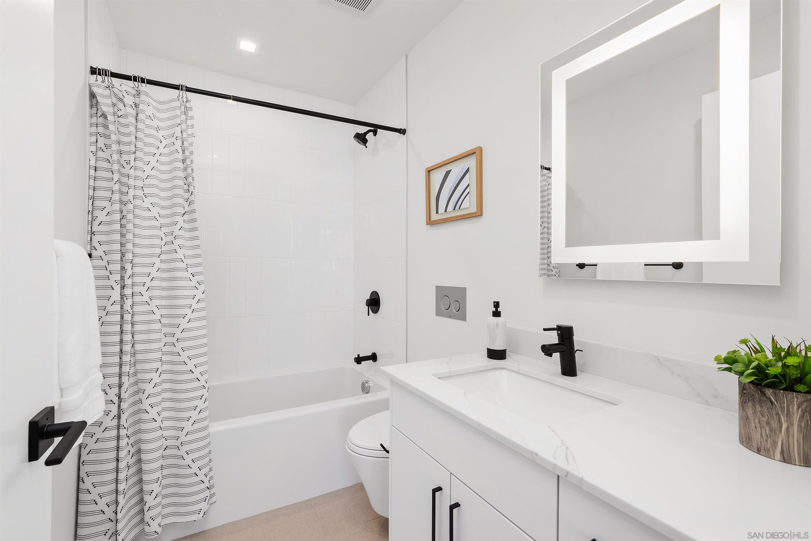 Detail Gallery Image 10 of 12 For 1111  Torrey Pines Rd  200, La Jolla,  CA 92037 - 1 Beds | 1 Baths