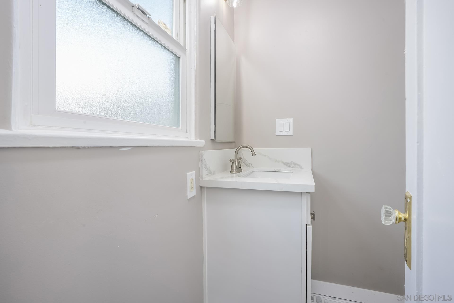 Detail Gallery Image 25 of 35 For 4337  Felton St, San Diego,  CA 92104 - 2 Beds | 2 Baths