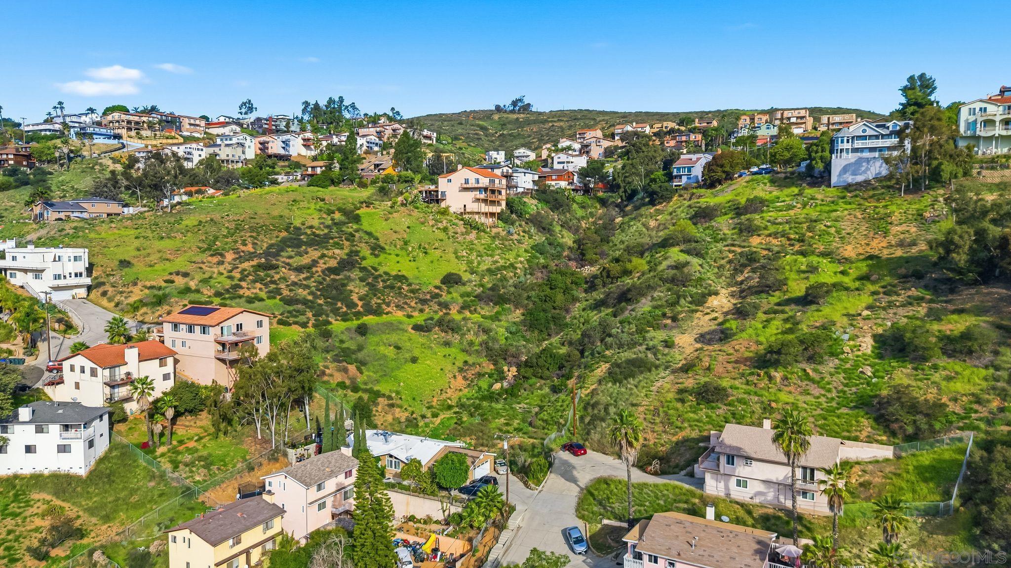 Detail Gallery Image 6 of 13 For , Spring Valley,  CA 91977 - – Beds | – Baths