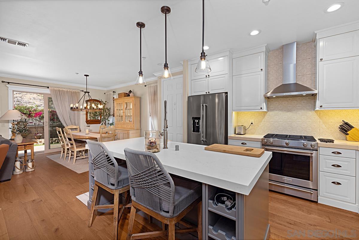 Front Image Thumbnail for SD260004133