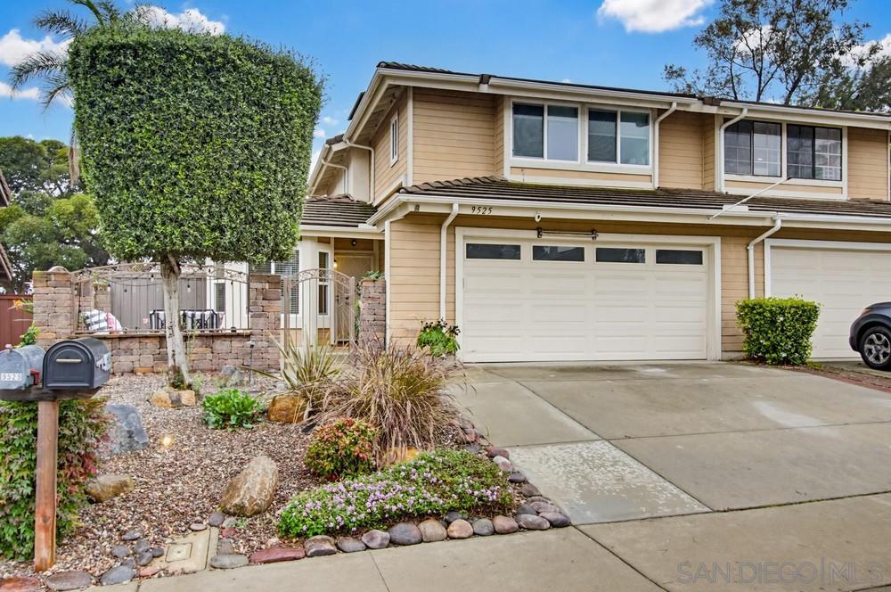 Detail Gallery Image 2 of 44 For 9525  High Park Ln, San Diego,  CA 92129 - 3 Beds | 2/1 Baths